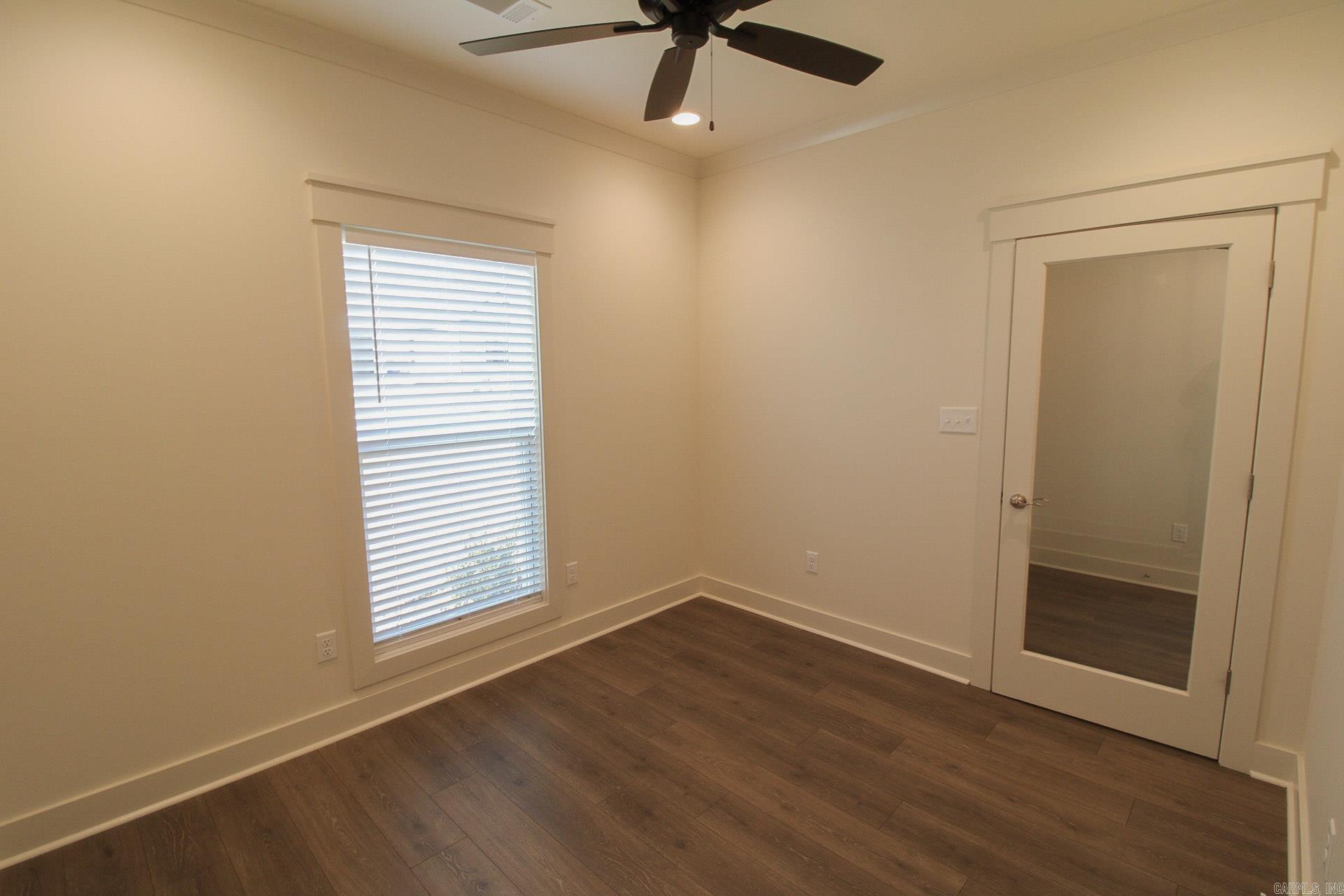 IVY PLACE - Residential