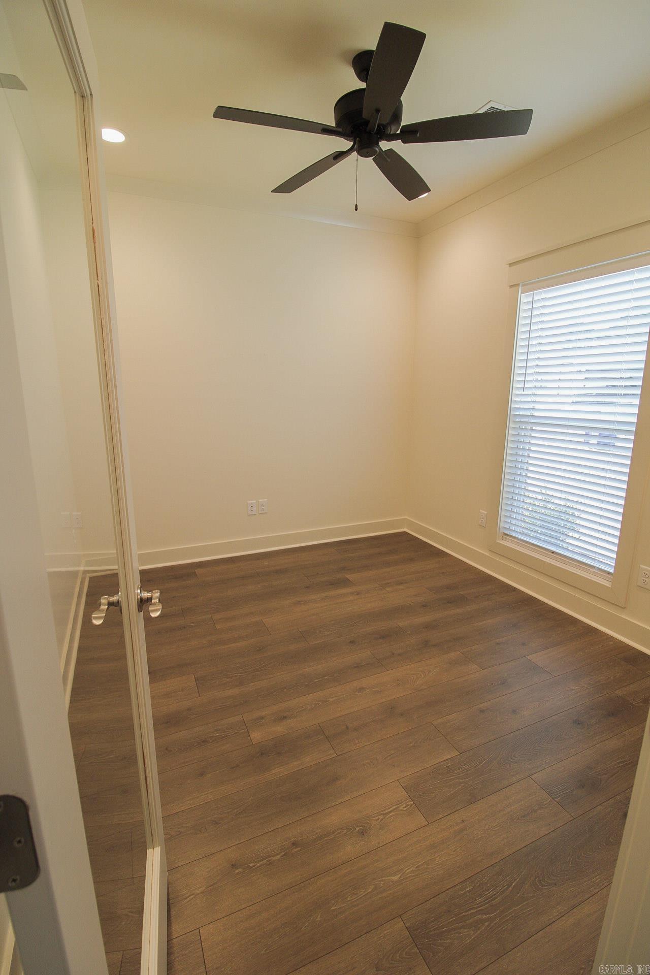 IVY PLACE - Residential