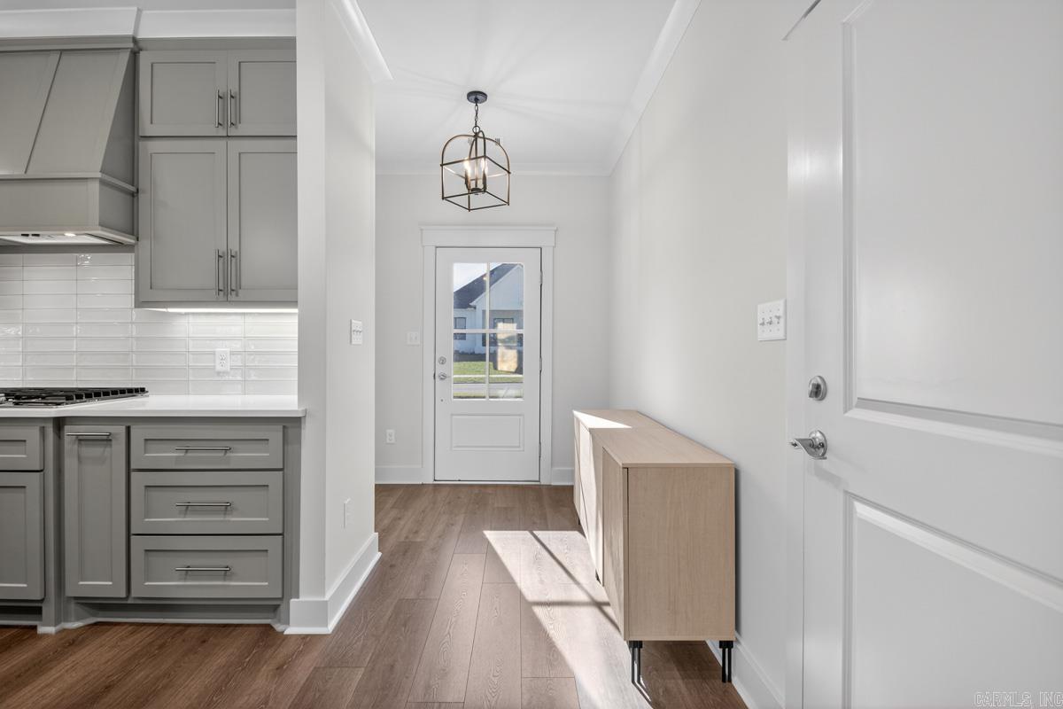 IVY PLACE - Residential