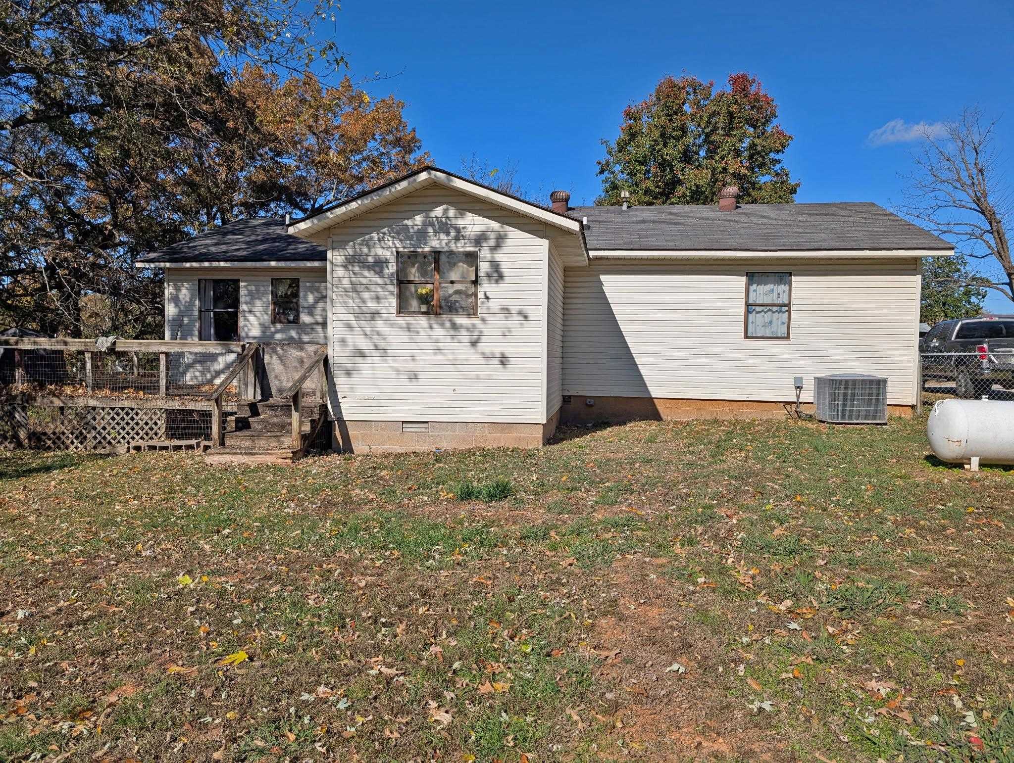 CUSHMAN M&B - Residential