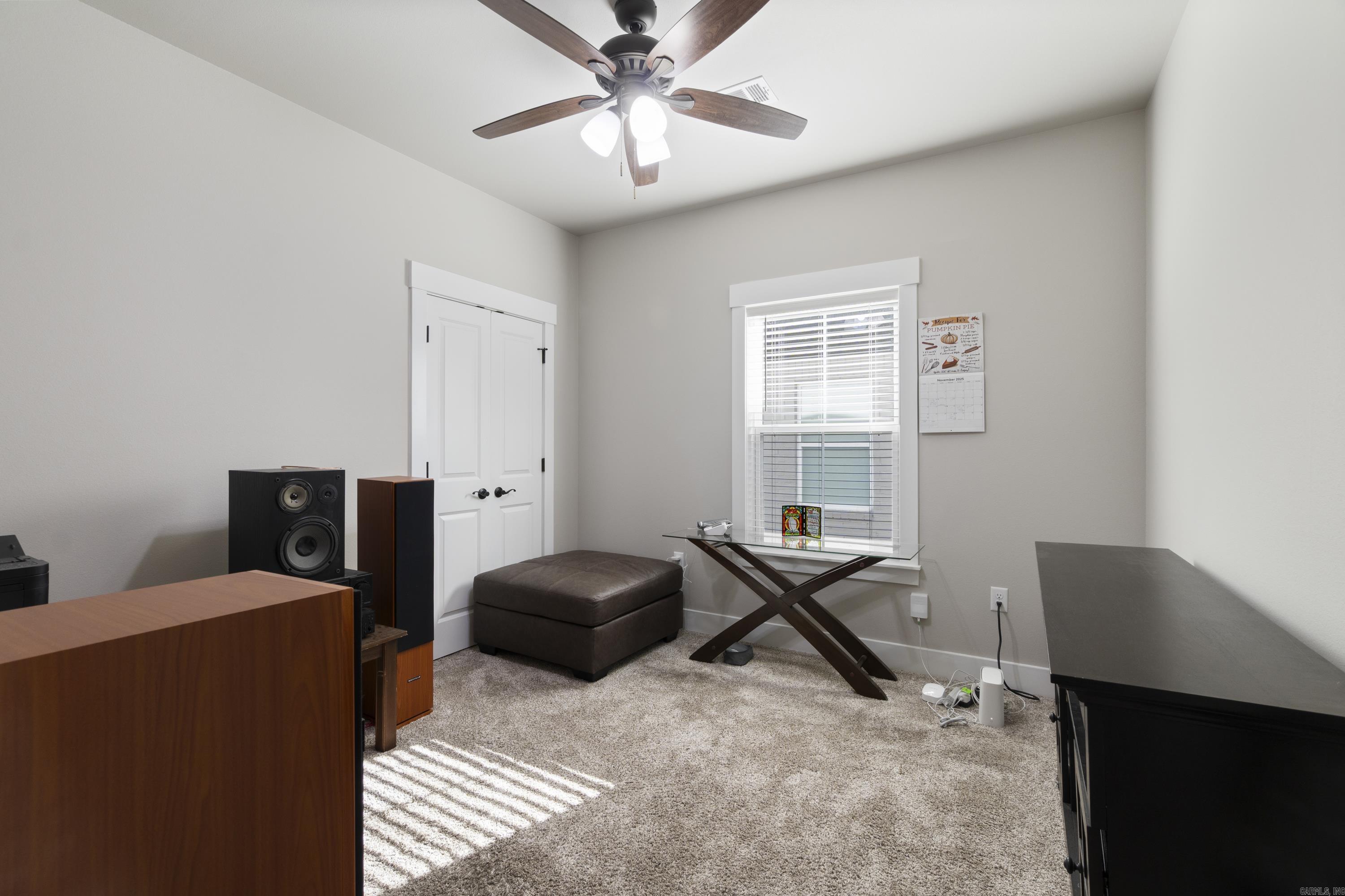 THE WOODS OF HURRICANE LAKE ESTA - Residential