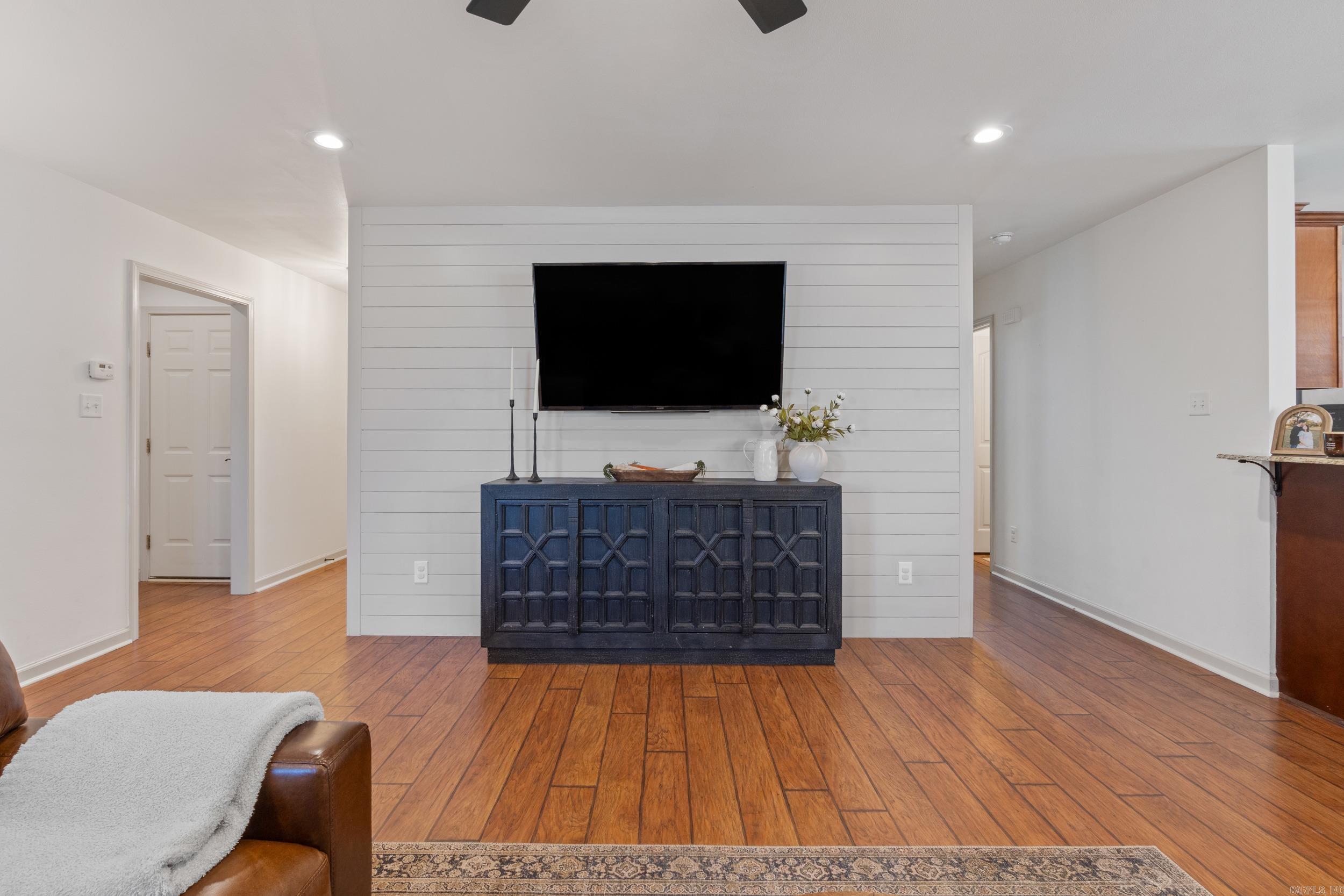 CARMICHAEL ESTATES - Residential