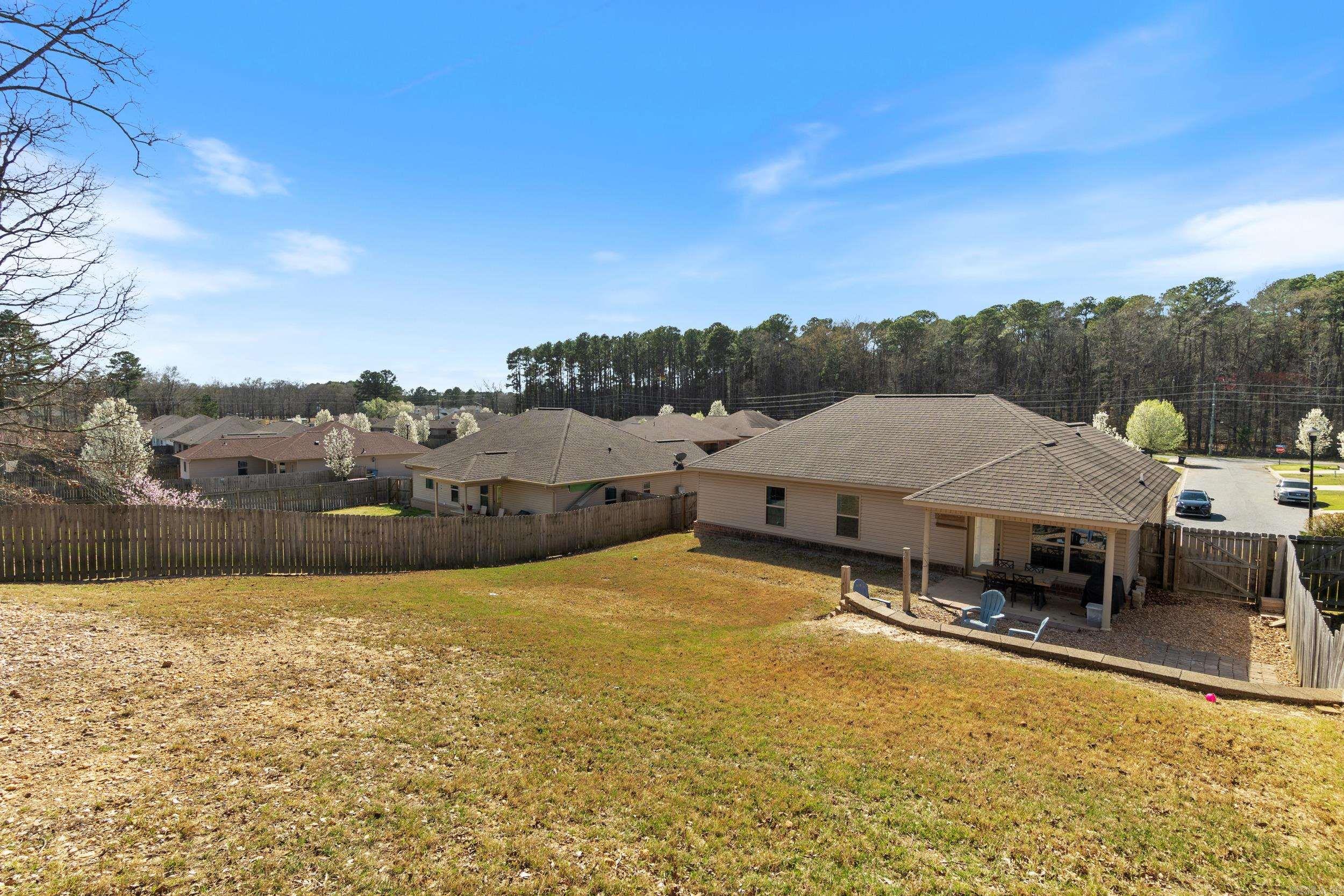 CARMICHAEL ESTATES - Residential