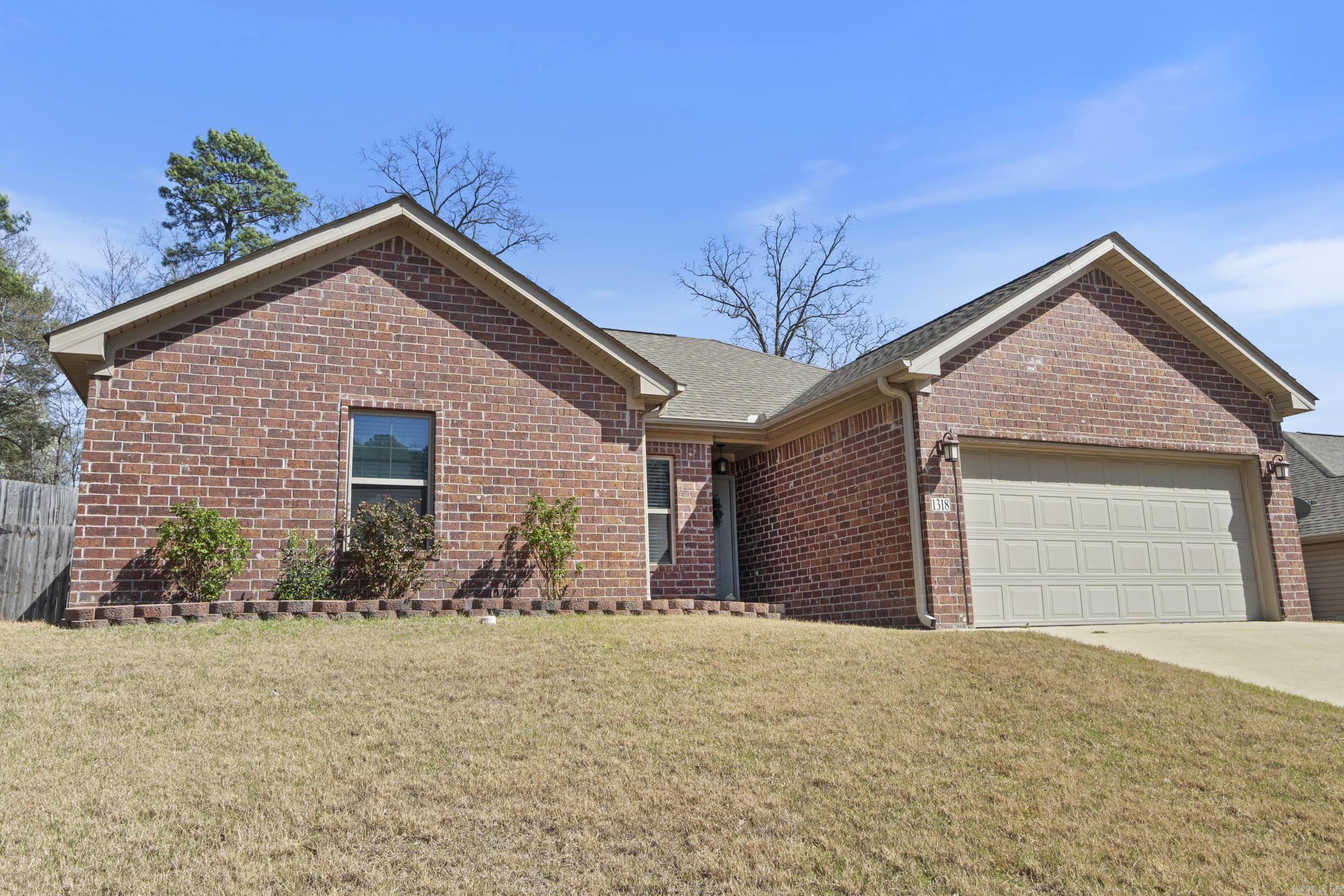 CARMICHAEL ESTATES - Residential