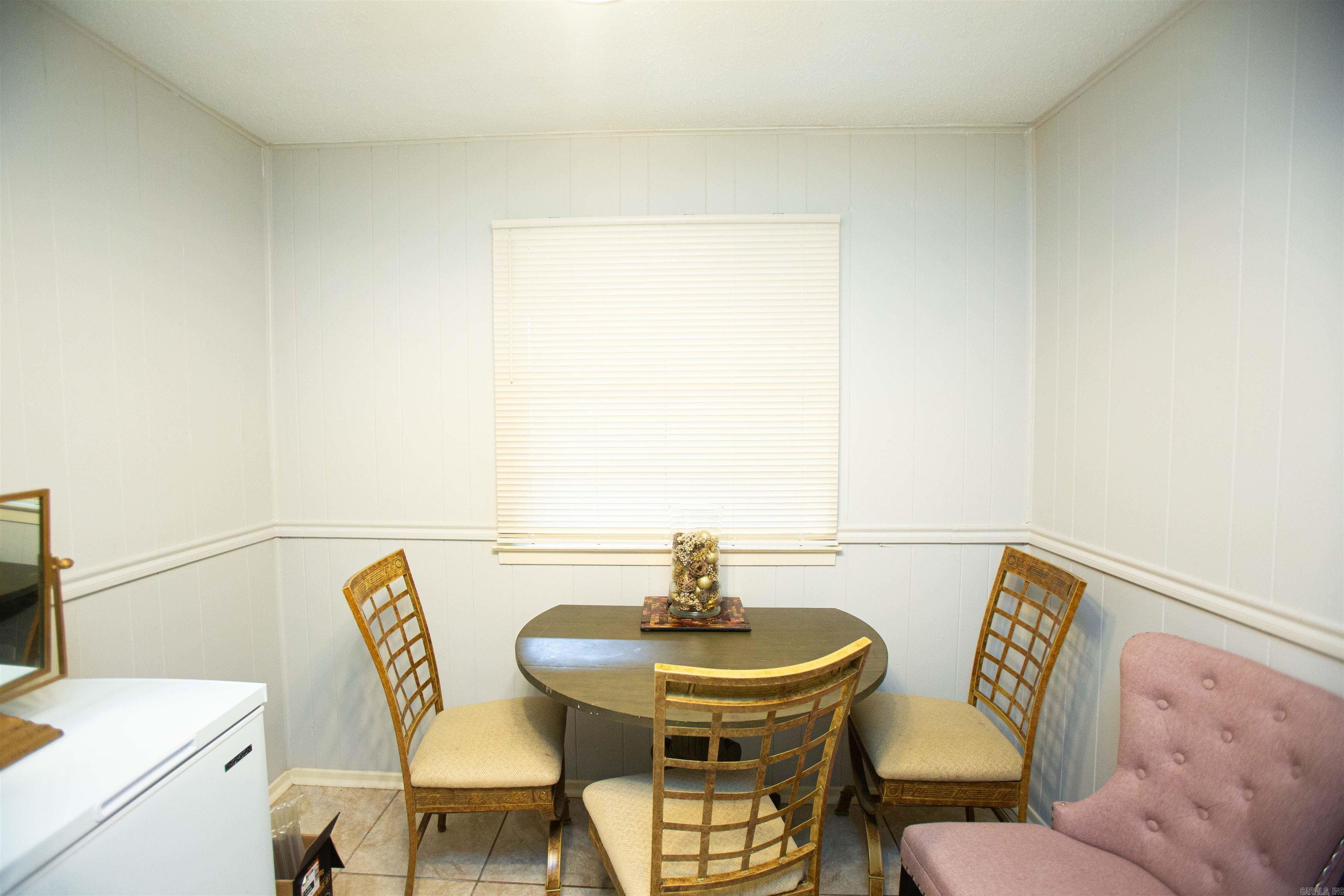 Mystery Manor - Residential Income