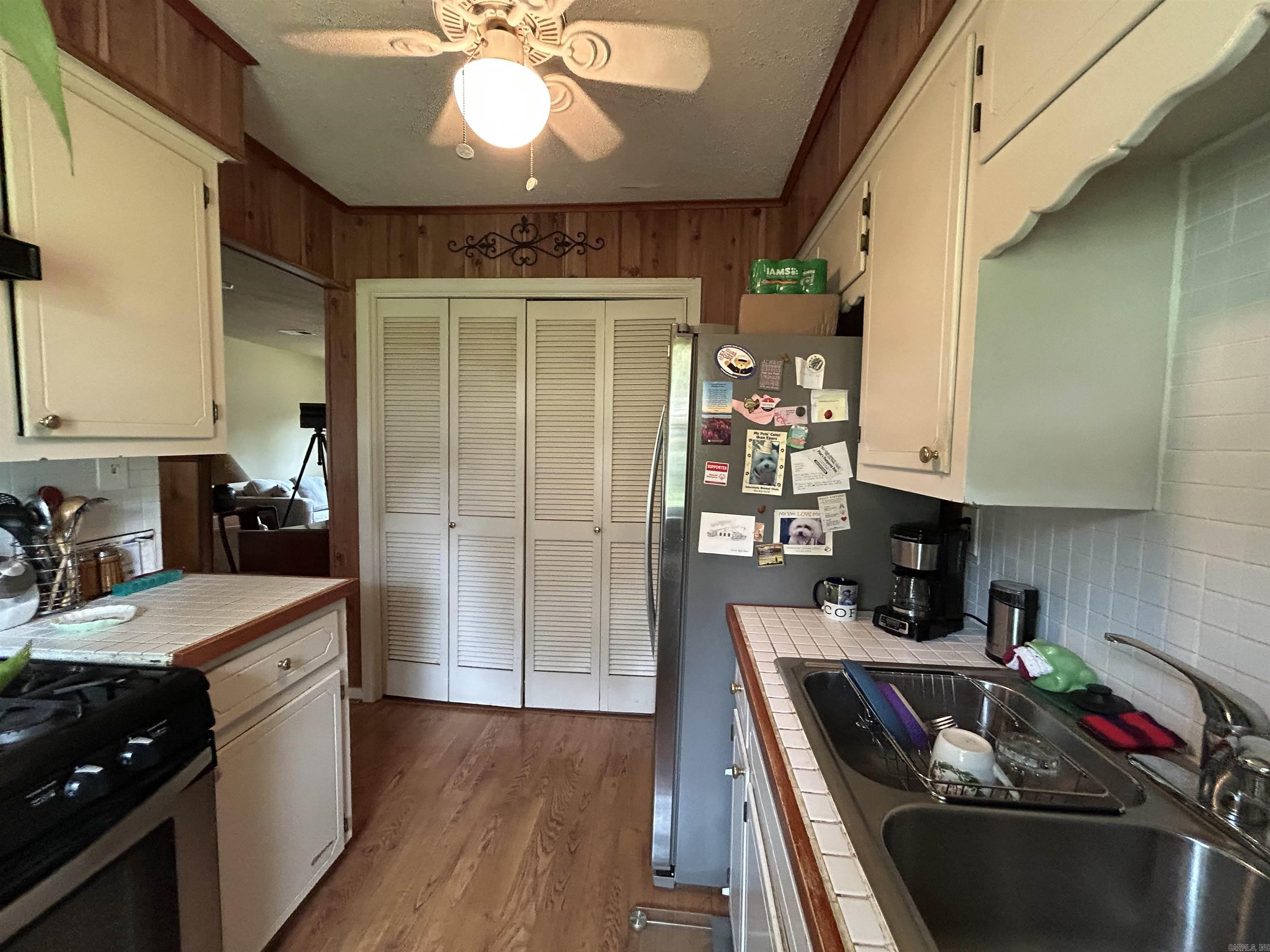 GREEN HILLS - Residential