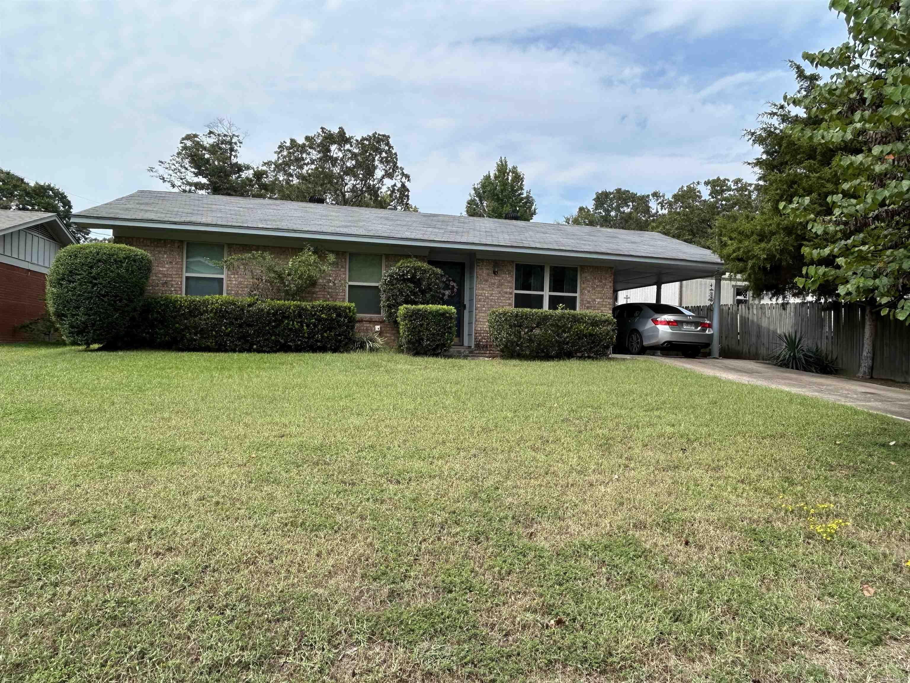 GREEN HILLS - Residential