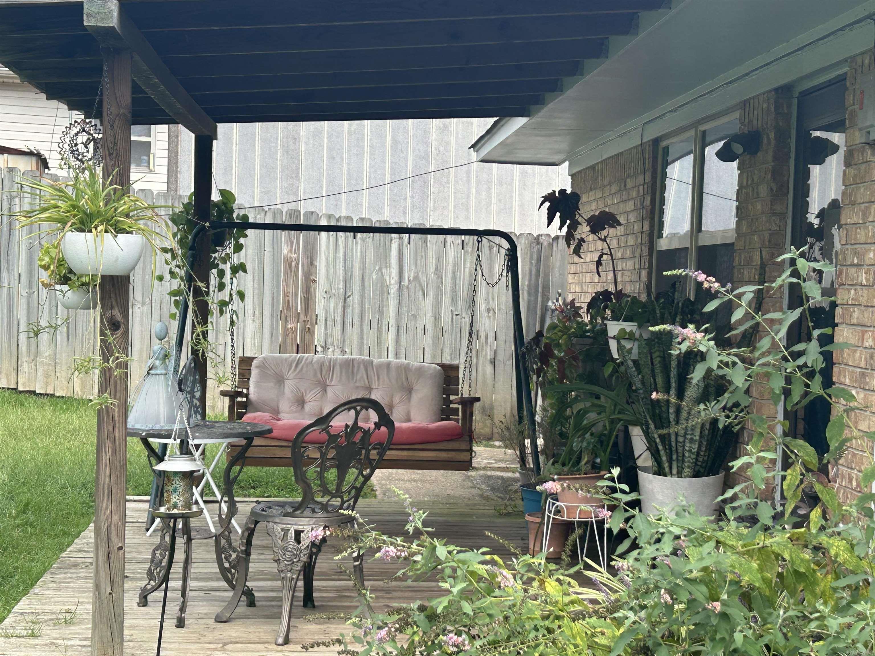 GREEN HILLS - Residential