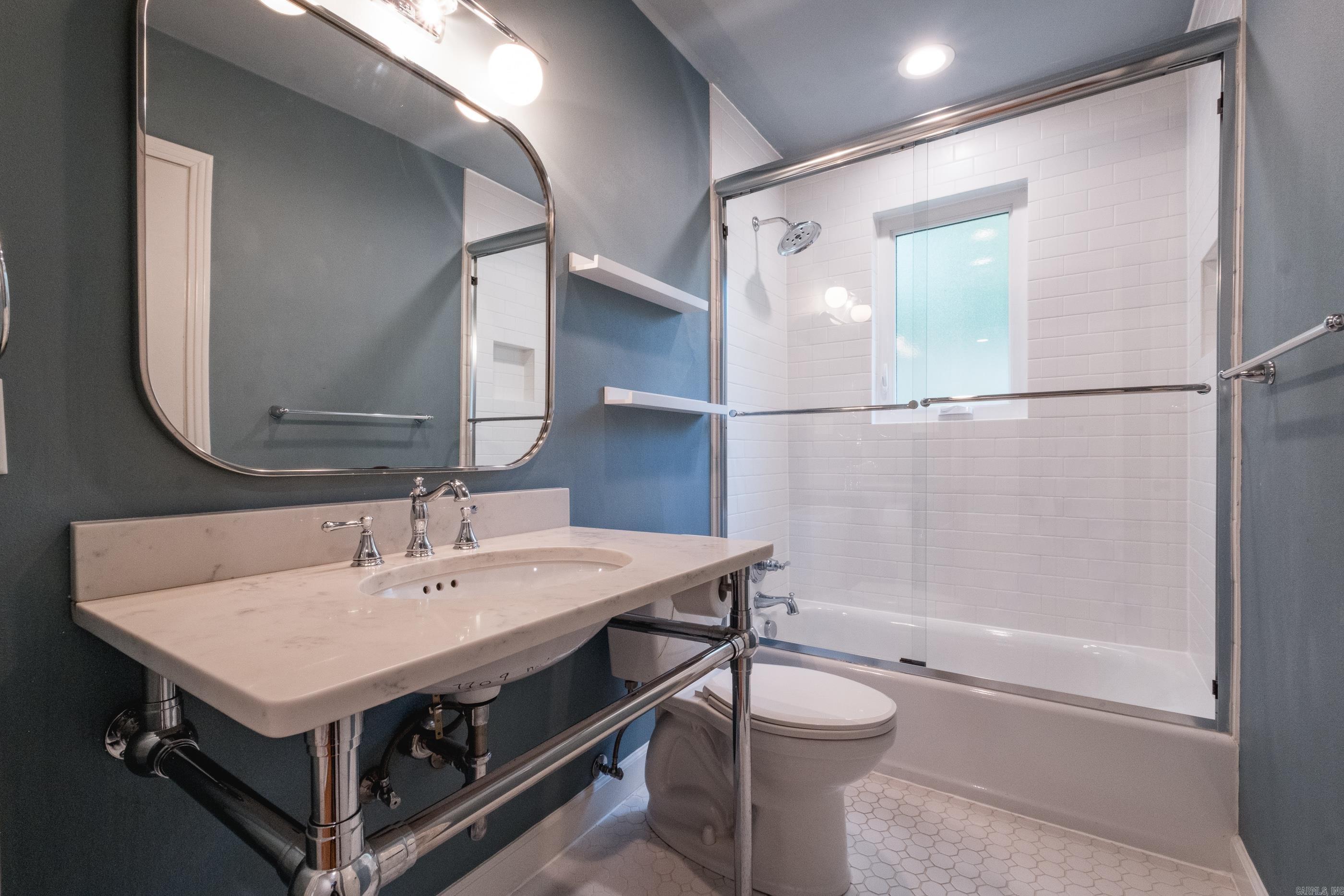 Hill Crest - Residential