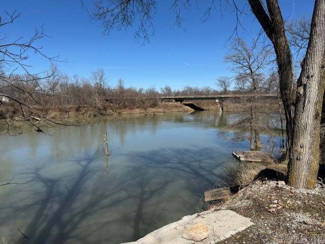 REYNO FERRY - Residential