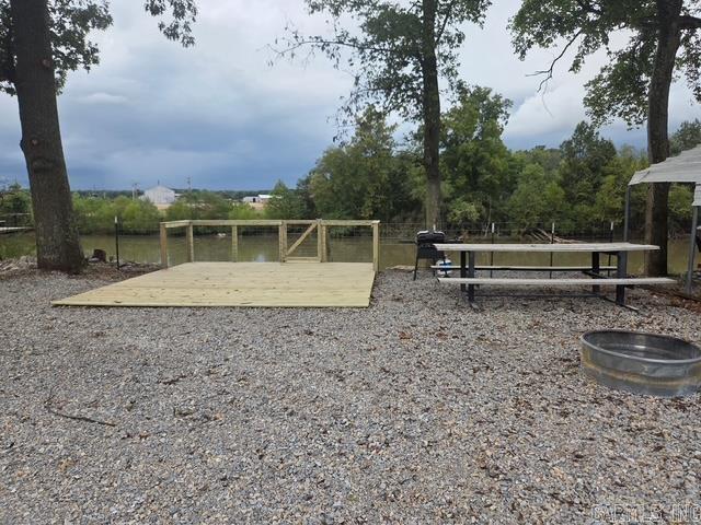 REYNO FERRY - Residential