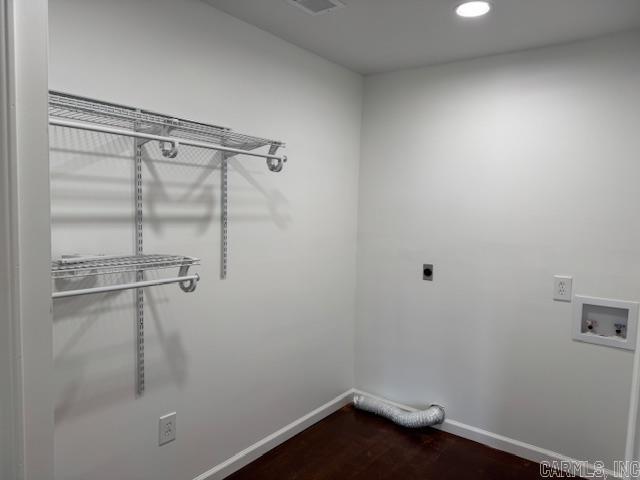 REYNO FERRY - Residential