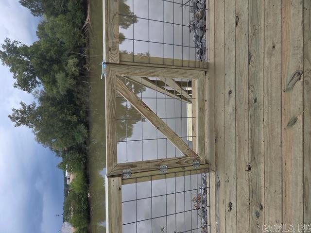 REYNO FERRY - Residential