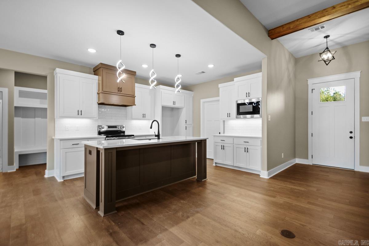 JACOB CREEK - Residential