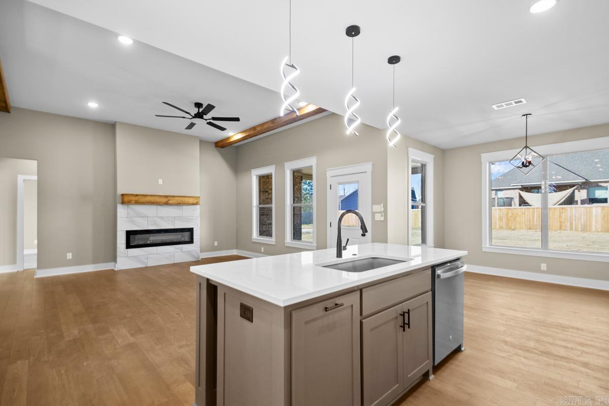 JACOB CREEK - Residential