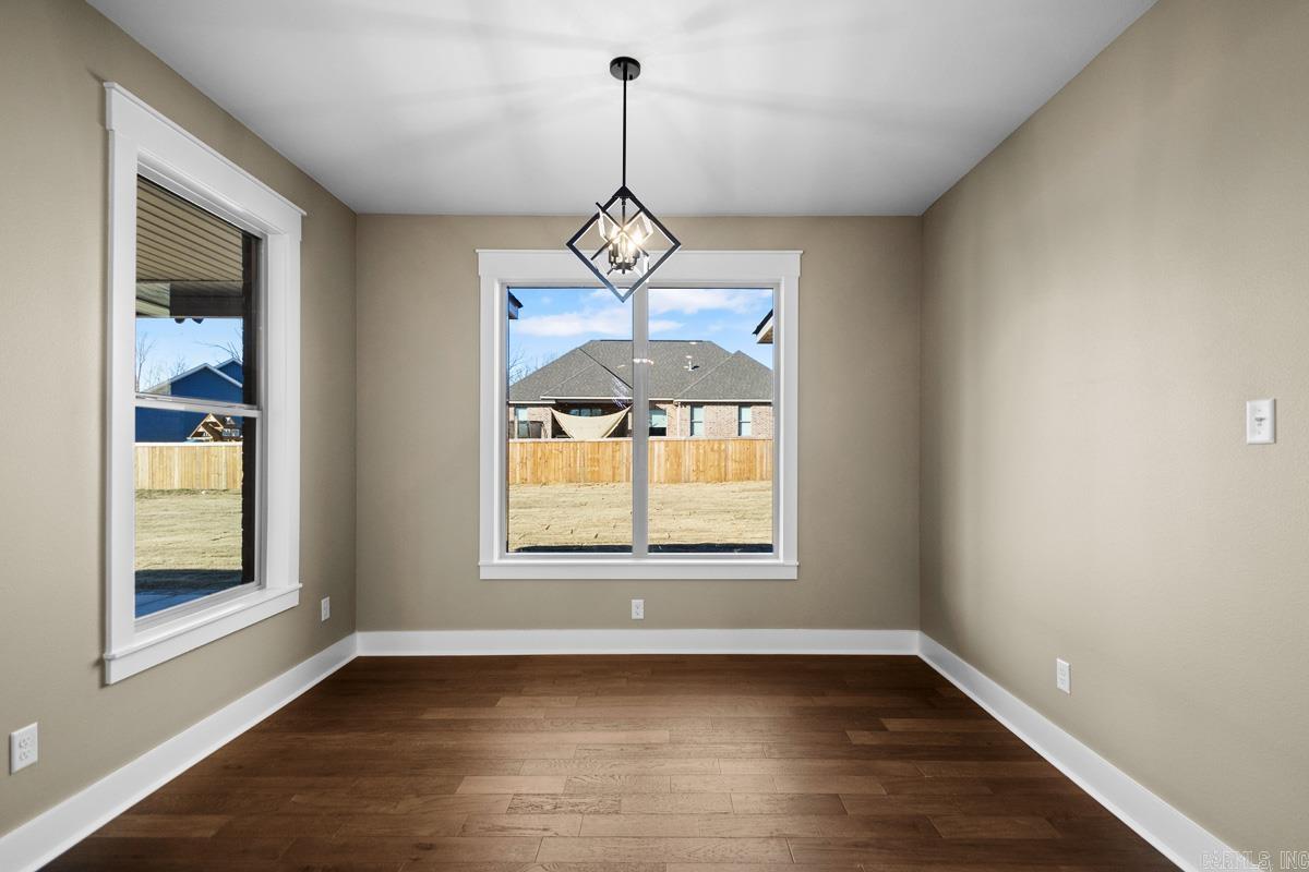 JACOB CREEK - Residential