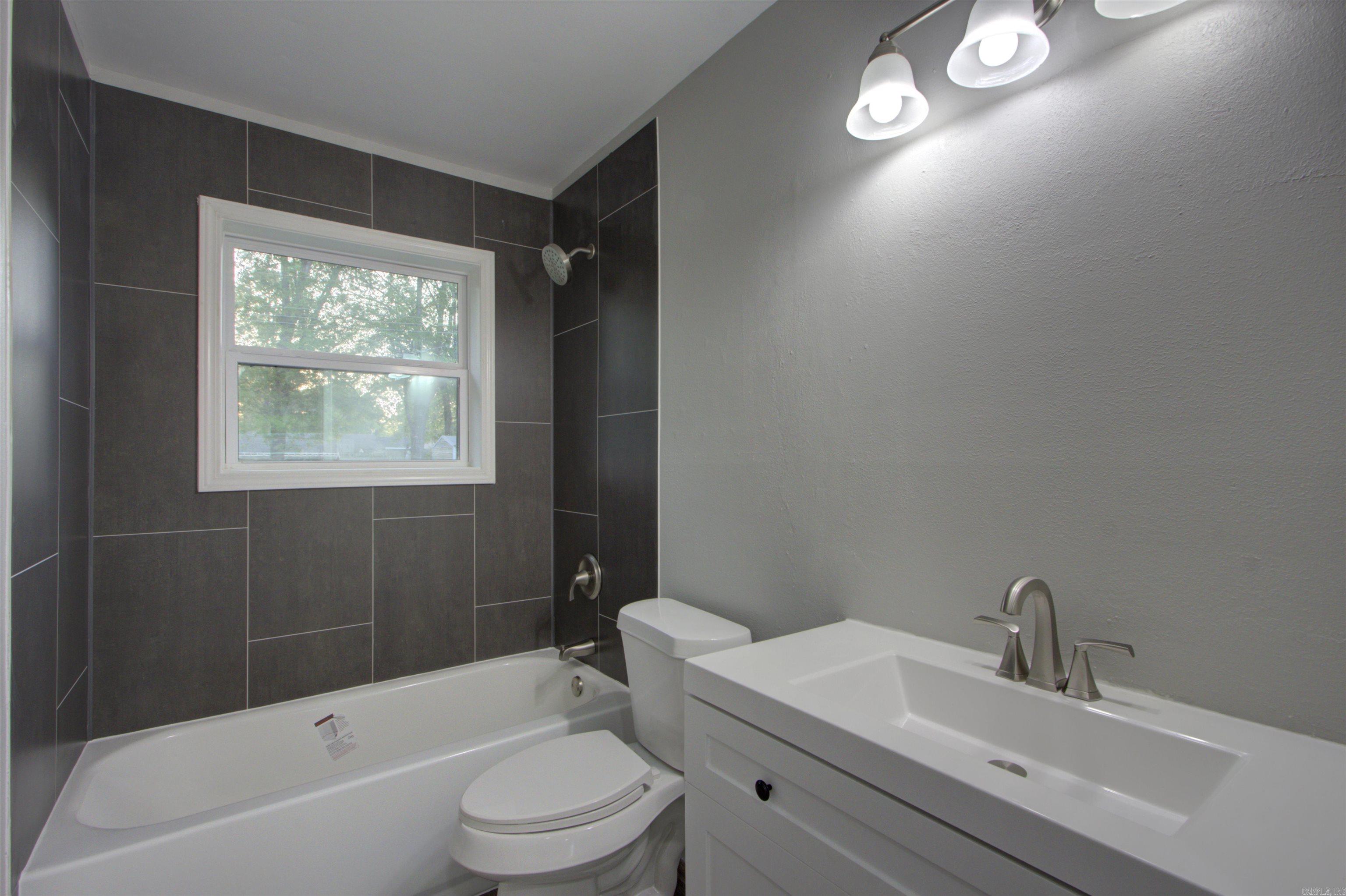 FOREST PARK - Residential