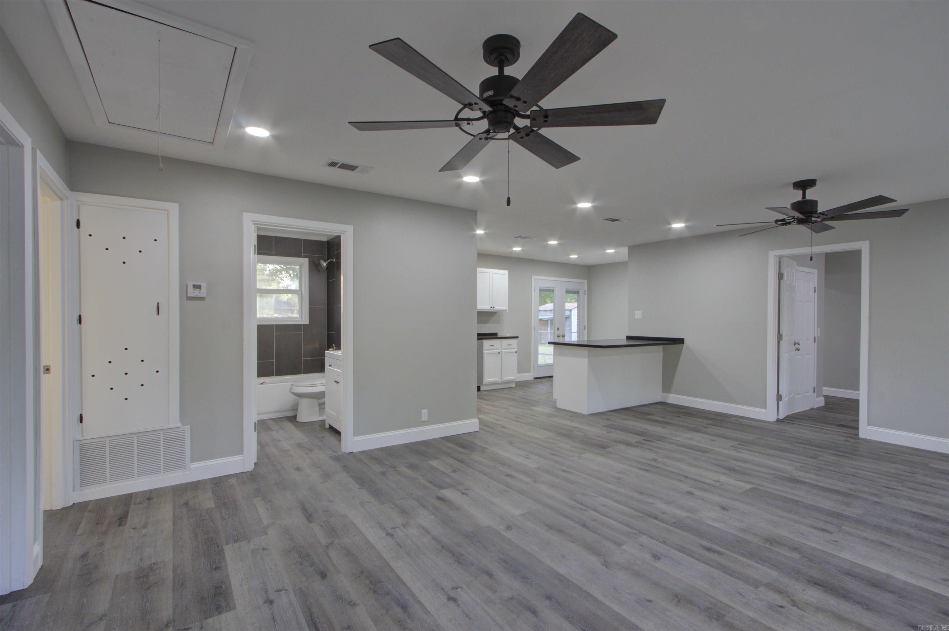 FOREST PARK - Residential