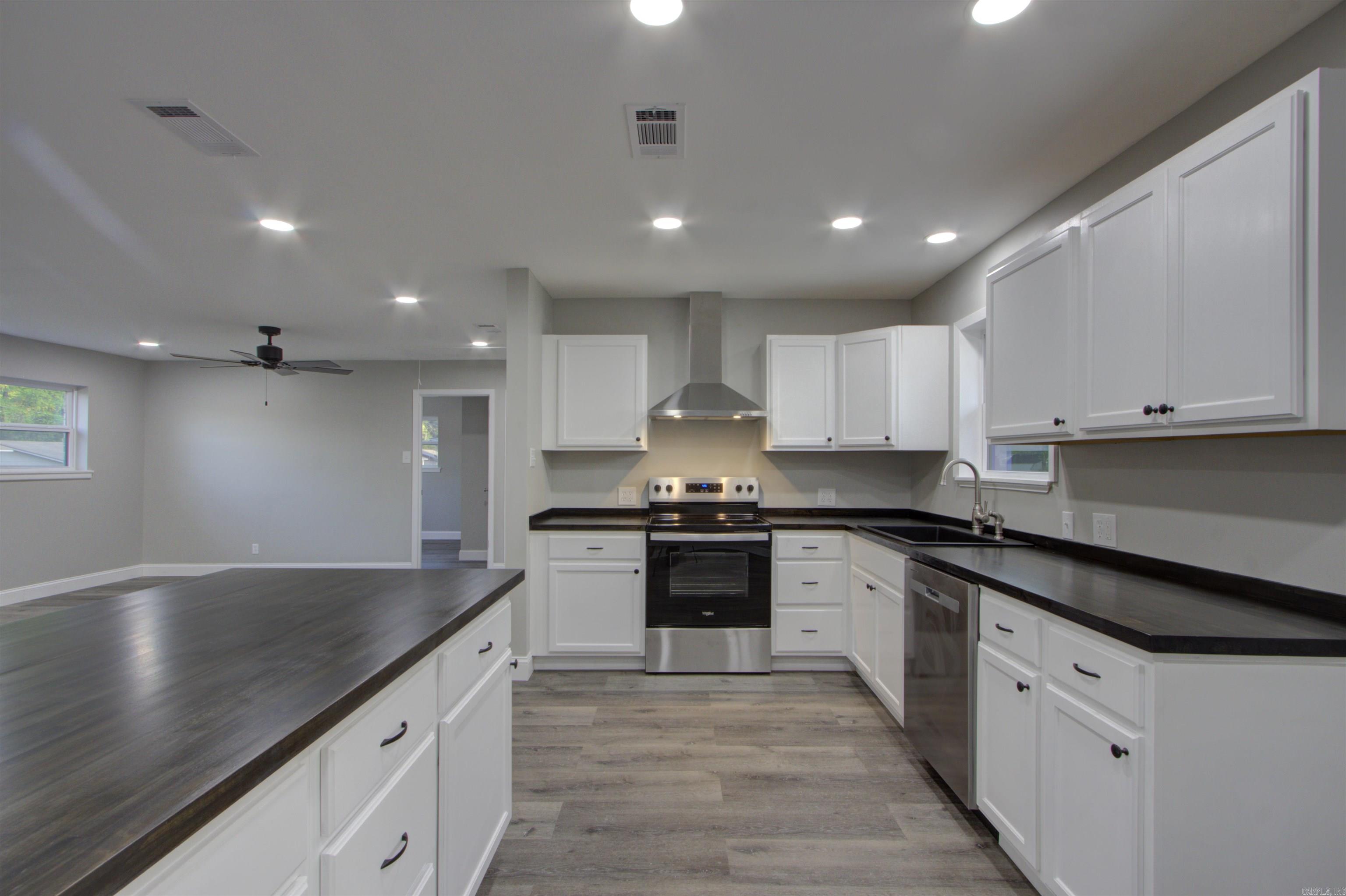 FOREST PARK - Residential