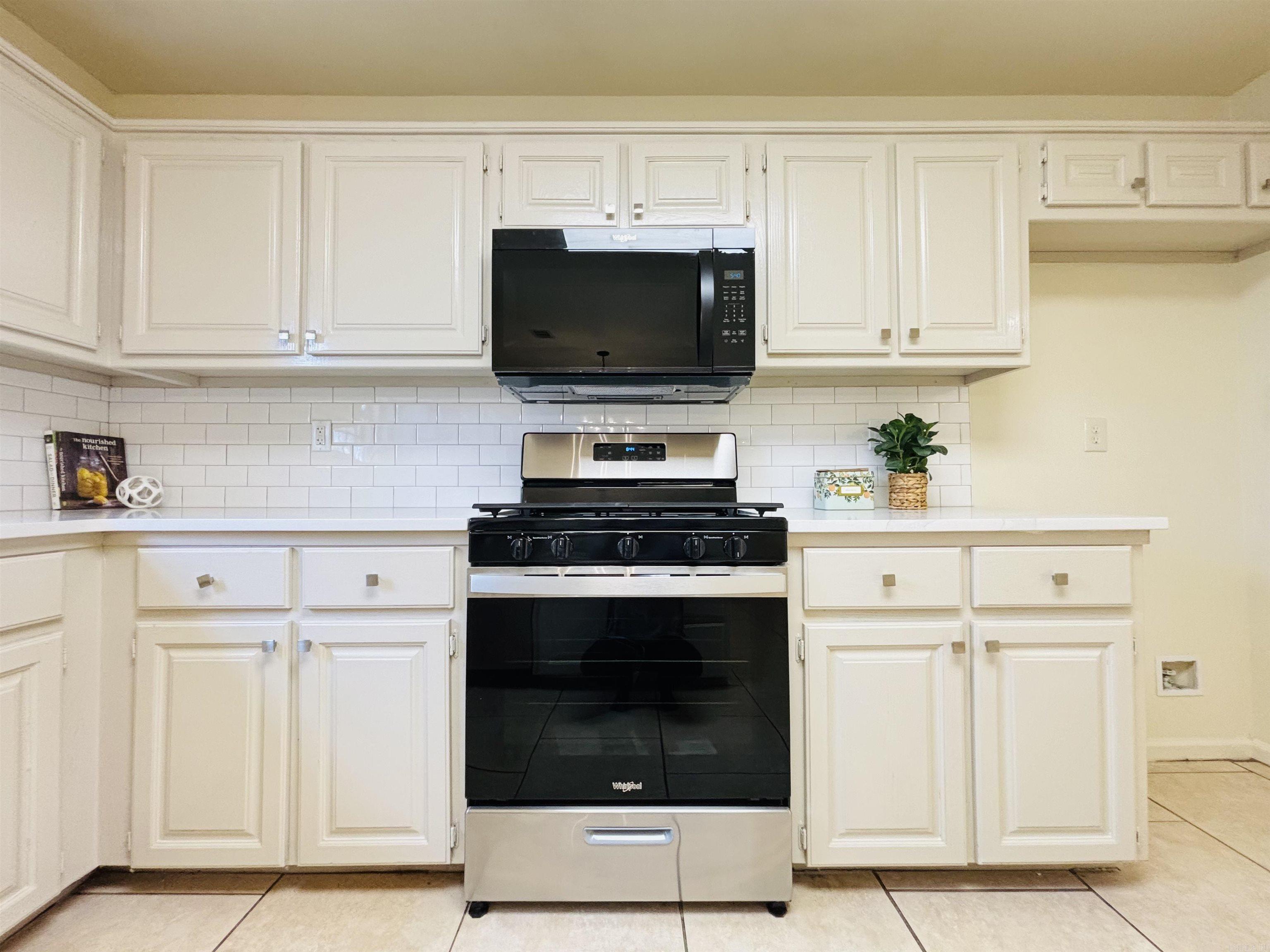 HARTFORD HILLS - Residential