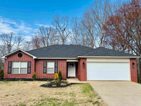 Photo of 1004 Norwich Drive, Benton, AR 72019 (MLS # 26006756)