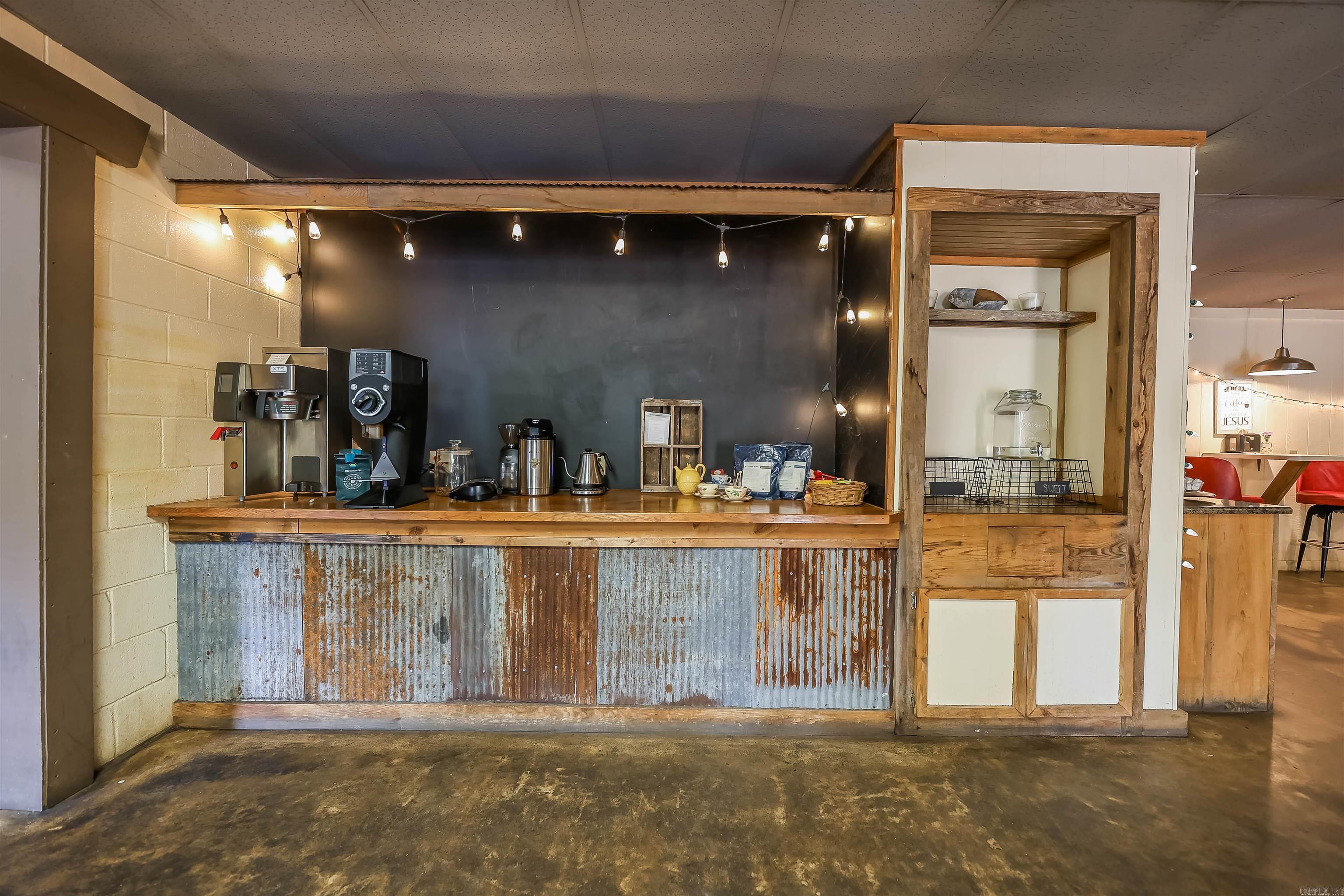 Metes & Bounds - Commercial Sale