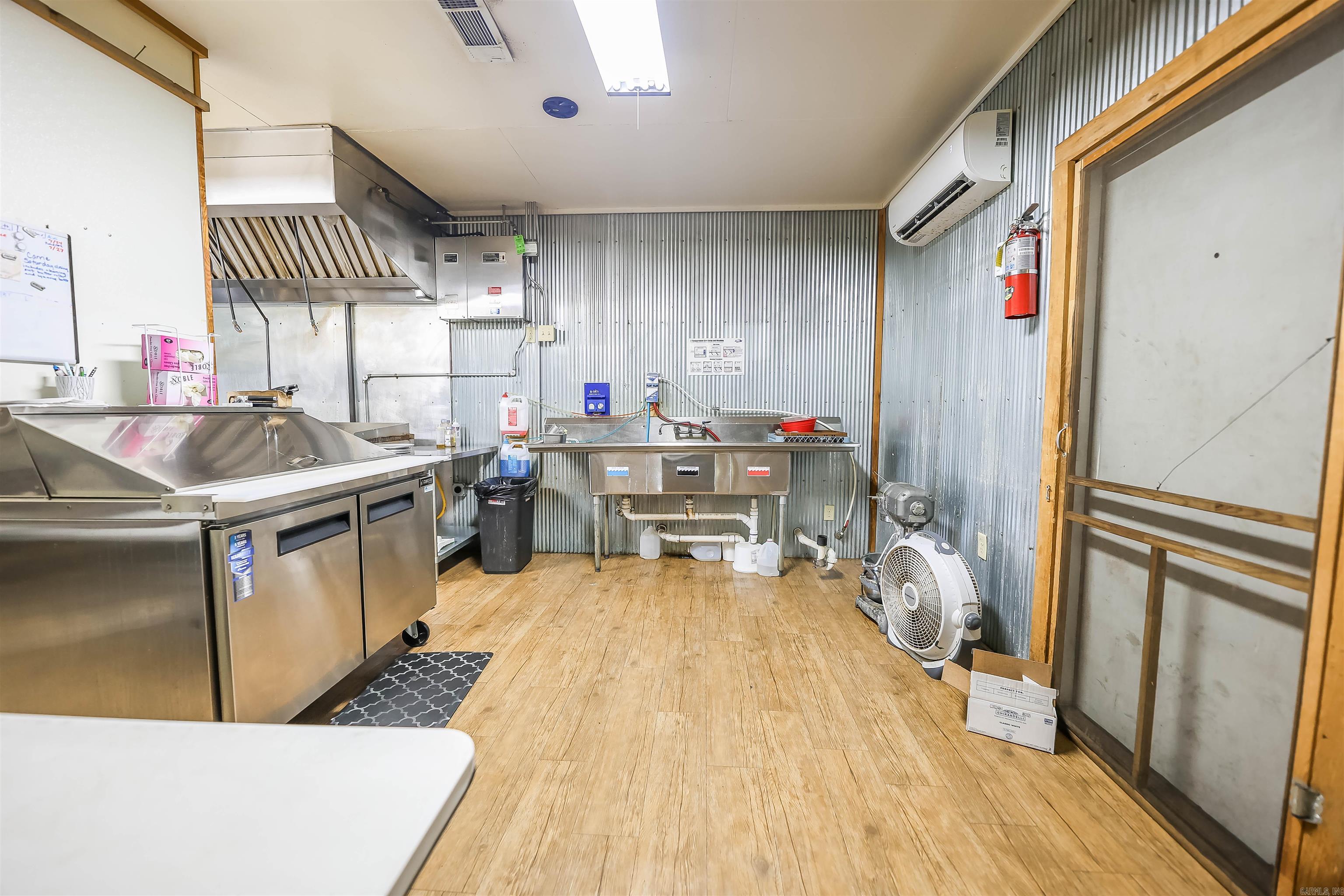 Metes & Bounds - Commercial Sale