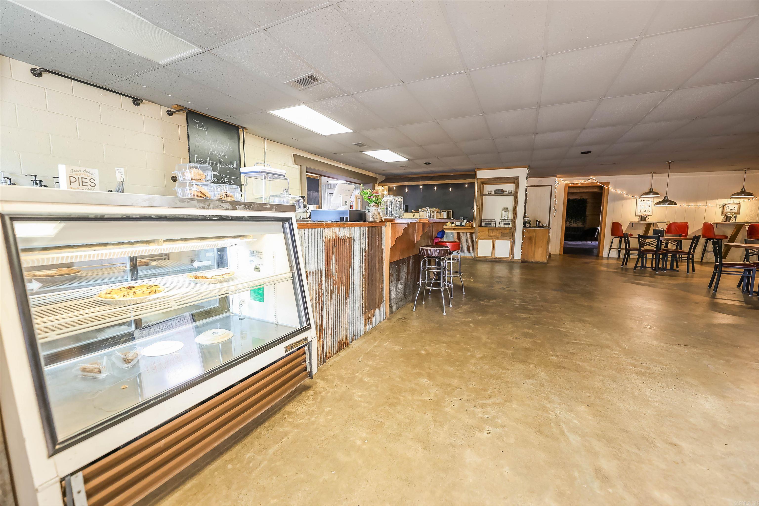 Metes & Bounds - Commercial Sale