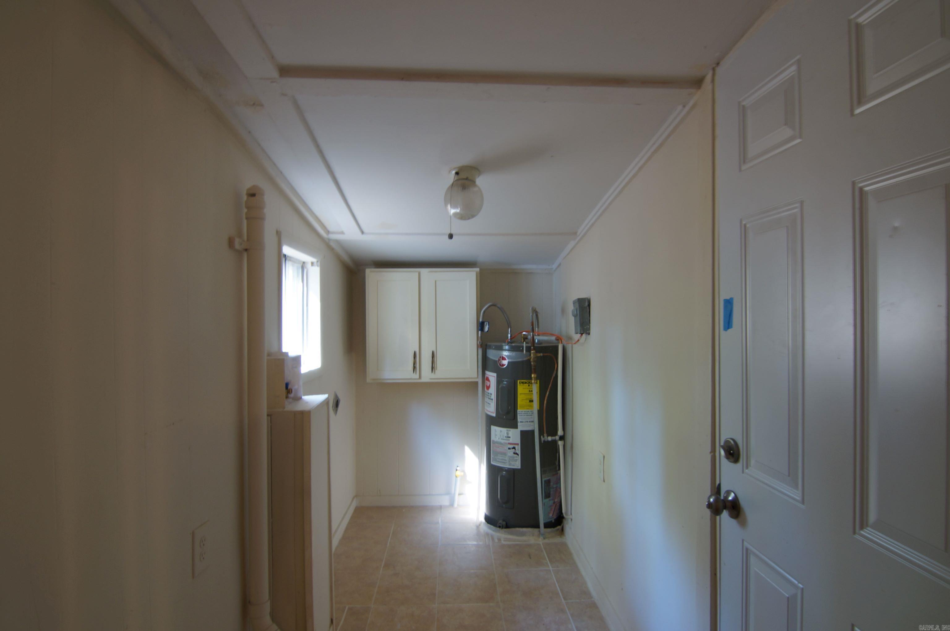 BOMBER BASE - Residential