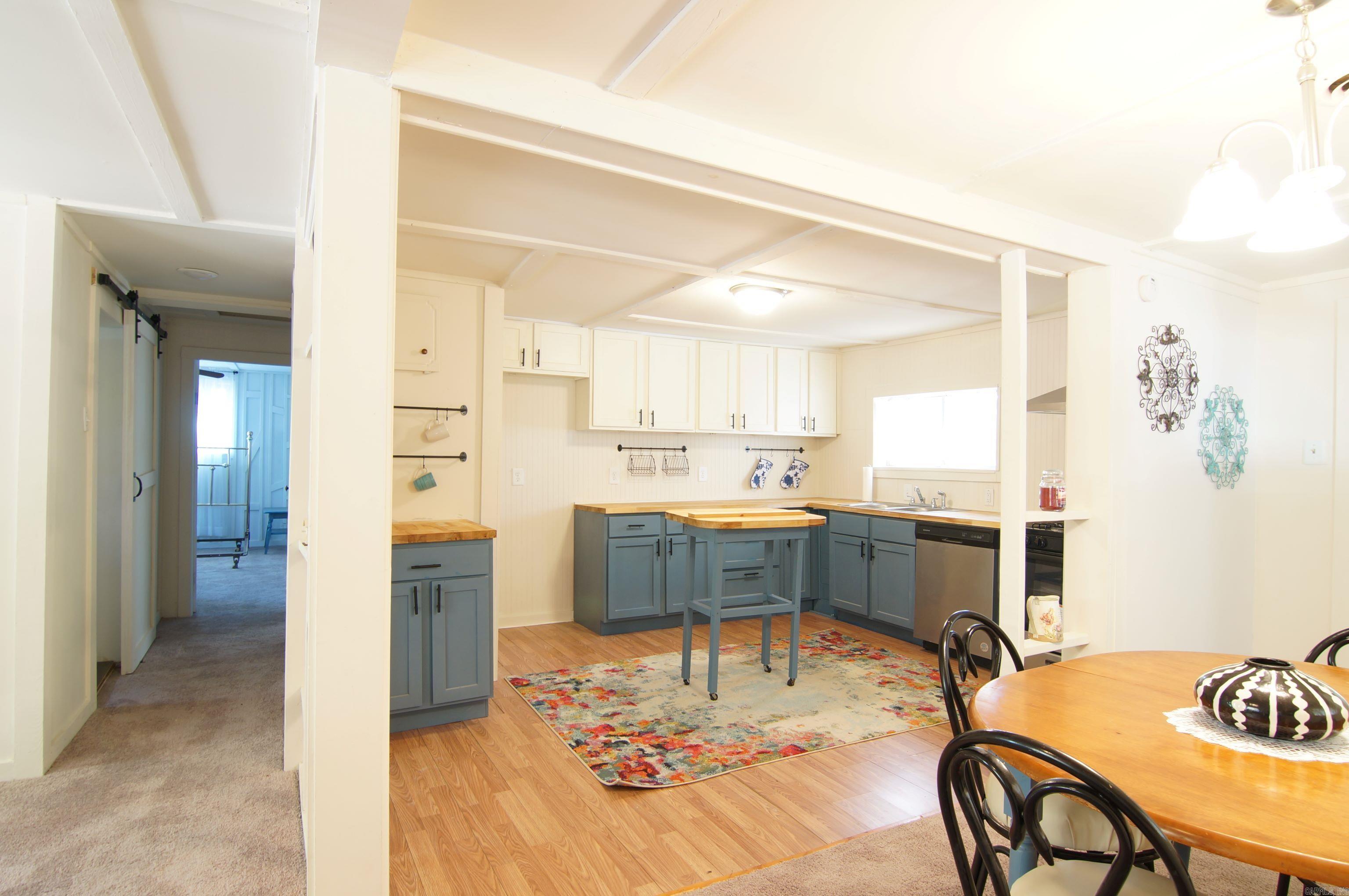 BOMBER BASE - Residential