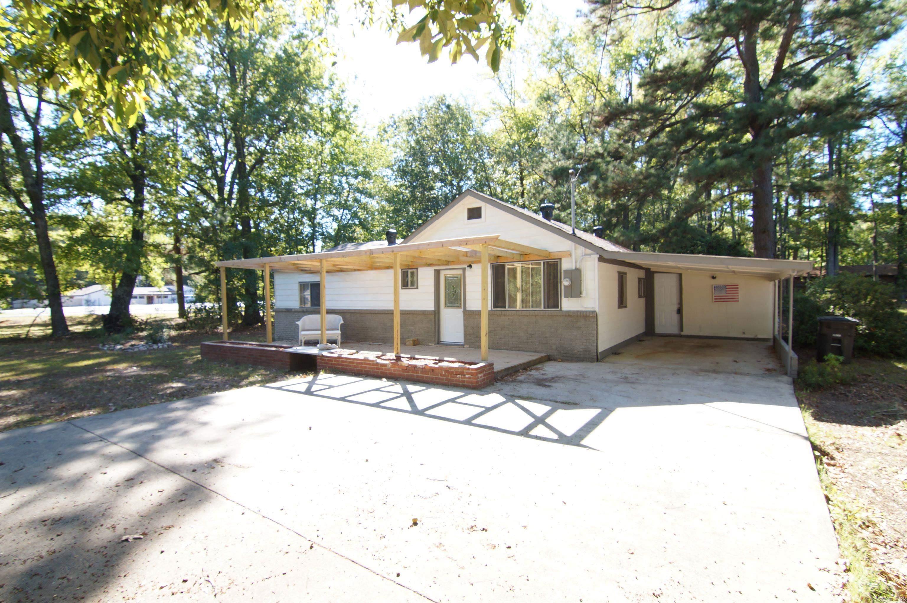 BOMBER BASE - Residential