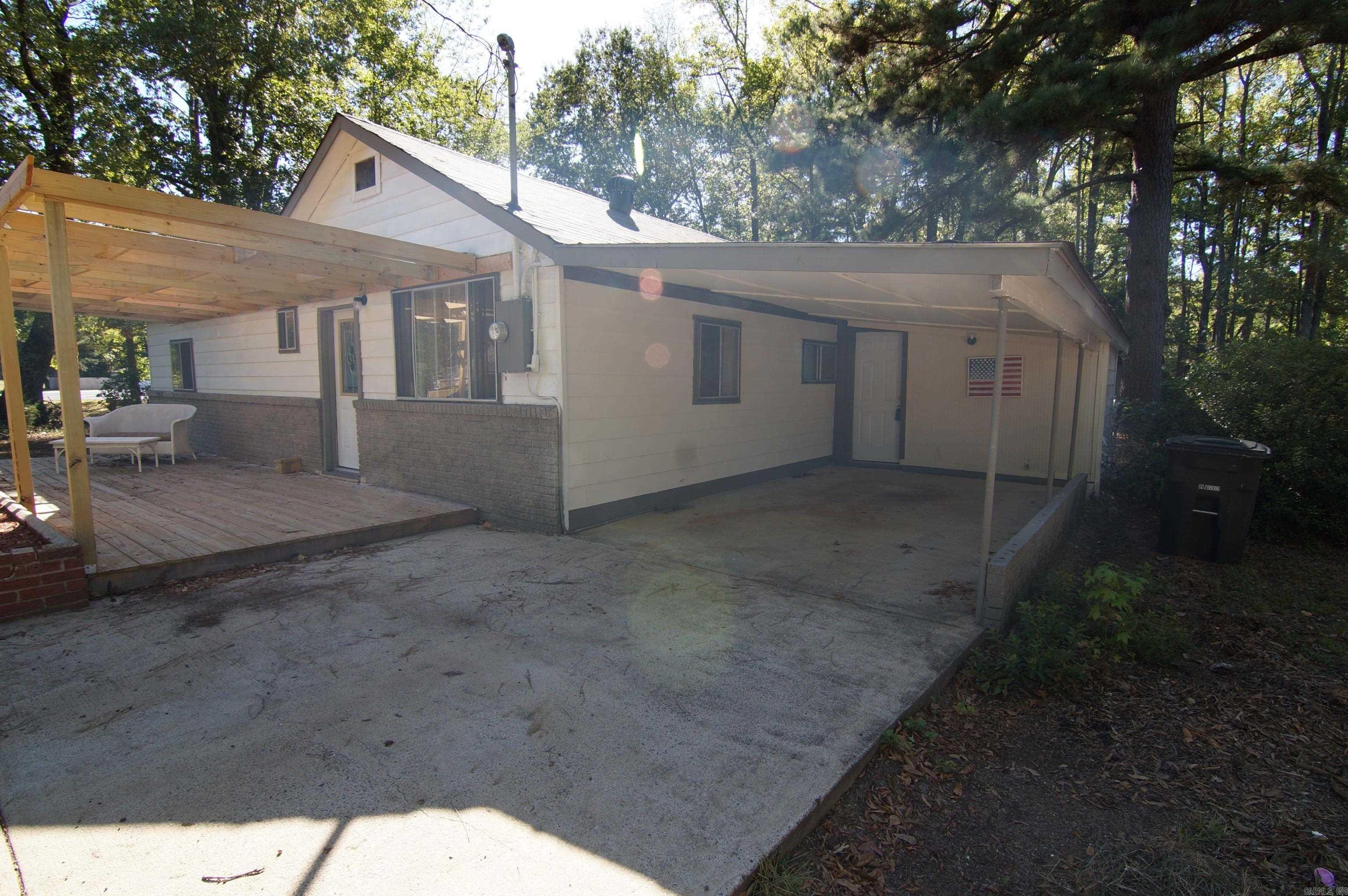 BOMBER BASE - Residential