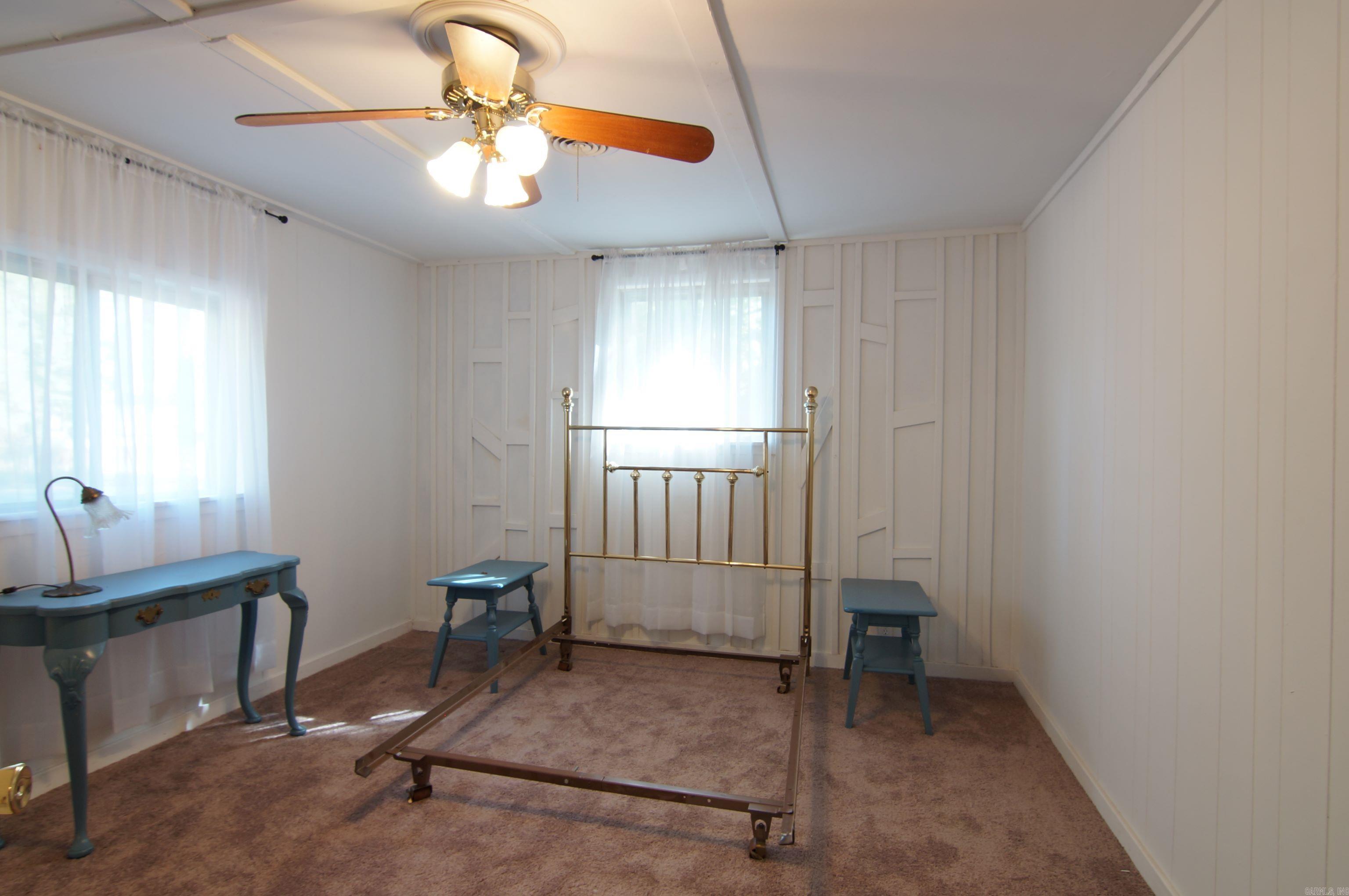 BOMBER BASE - Residential