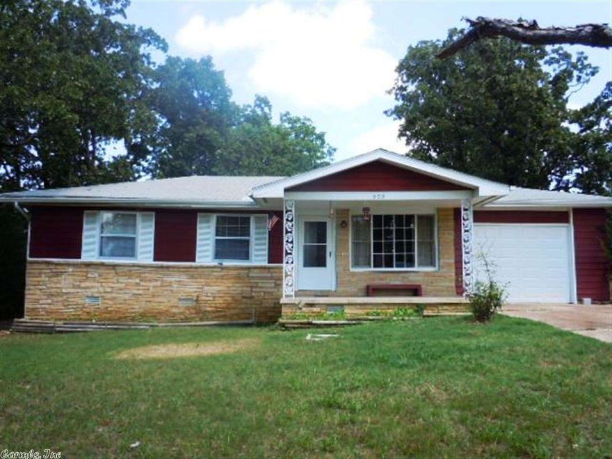 NICE 3BD/1BA HOME in quiet location, cart distance to Turkey Mountain Golf Course. New garage door w/opener 2013, Gas heat w/central electric air, hot water heater & stove. Also has electric stove if you prefer that. Storage building behind house. Included washer/dryer. Lot & Room dimensions are approximate and rounded down.