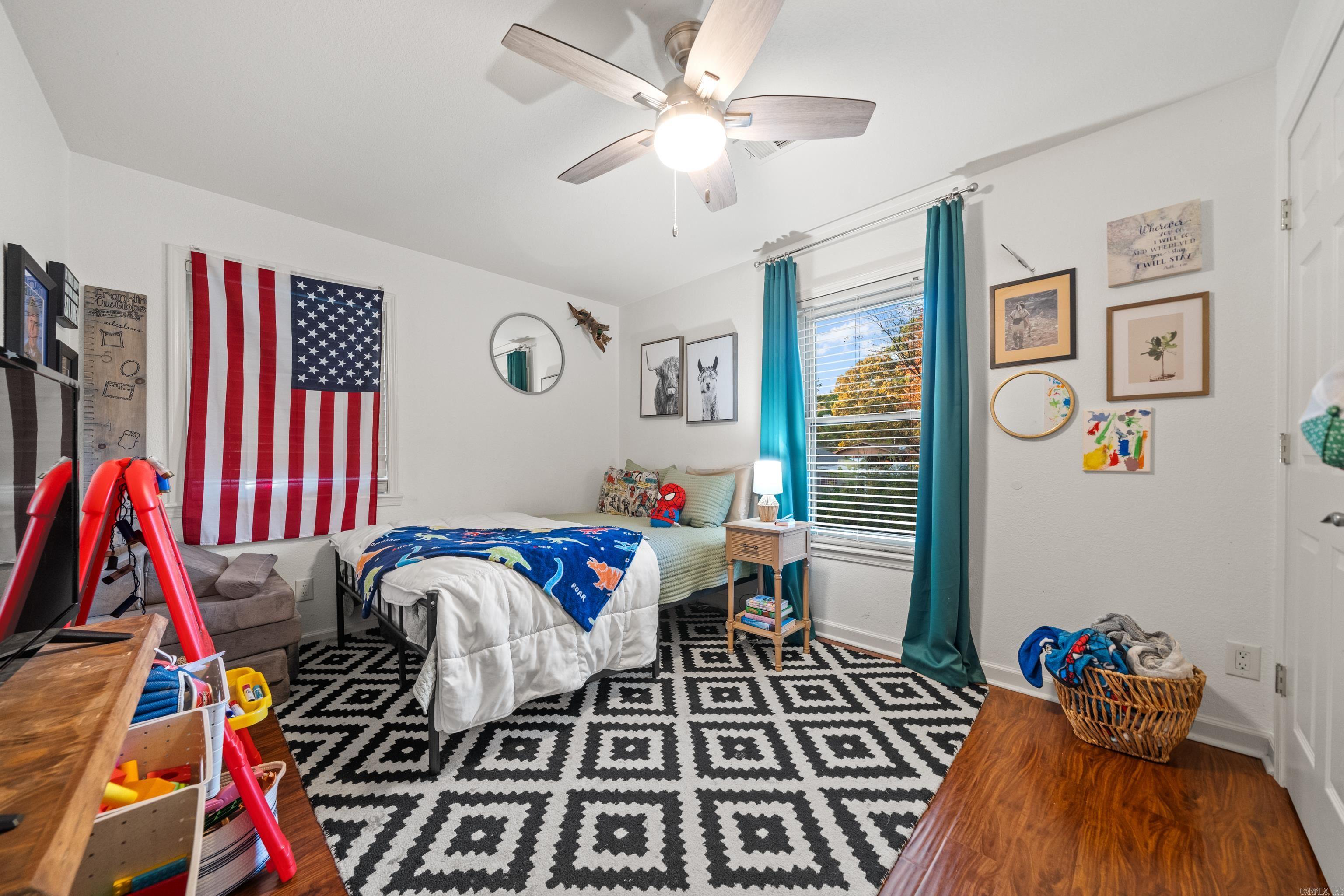 Lakeside - Residential