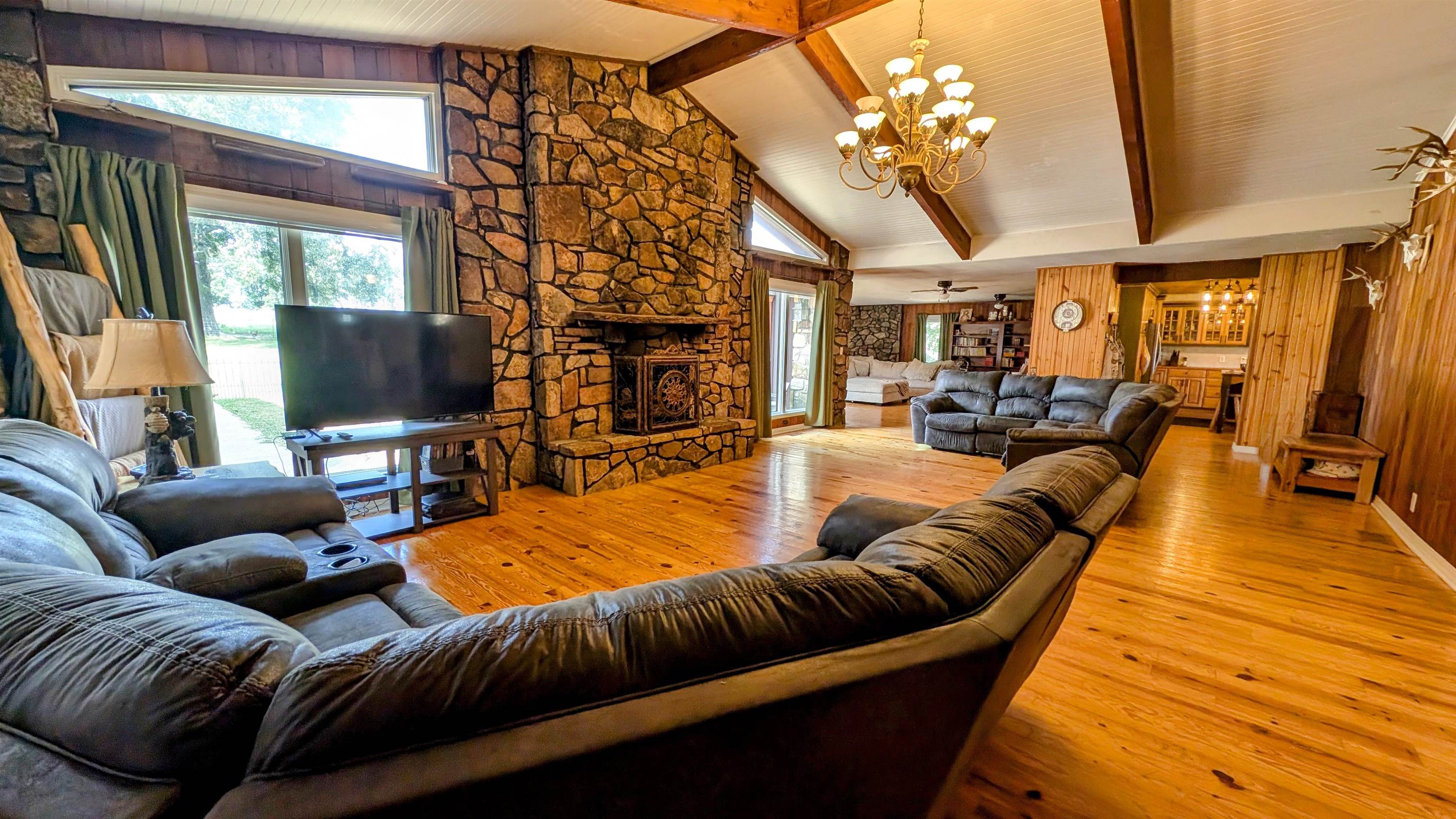 Metes & Bounds - Residential