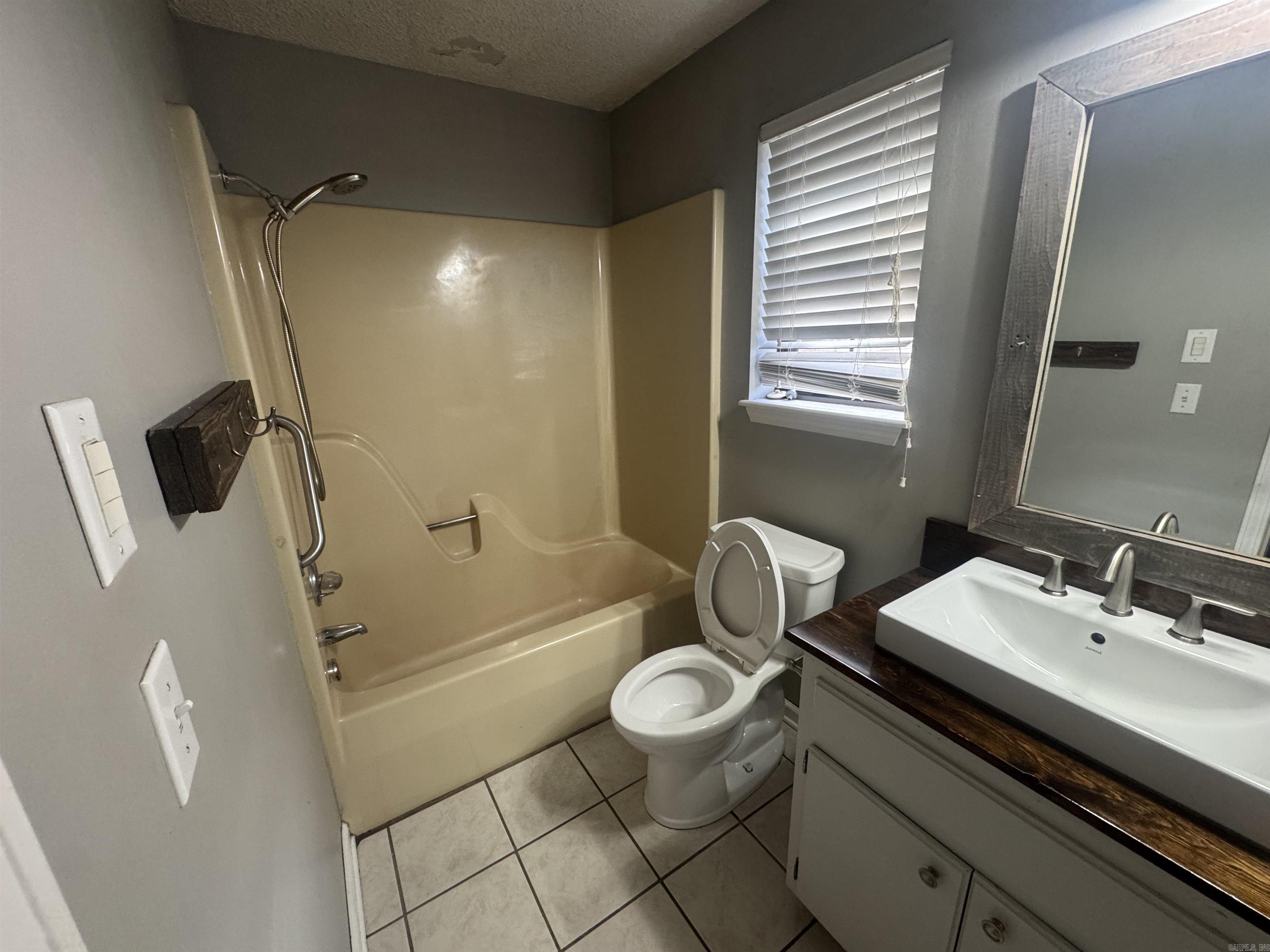 NORTHFIELD - Residential