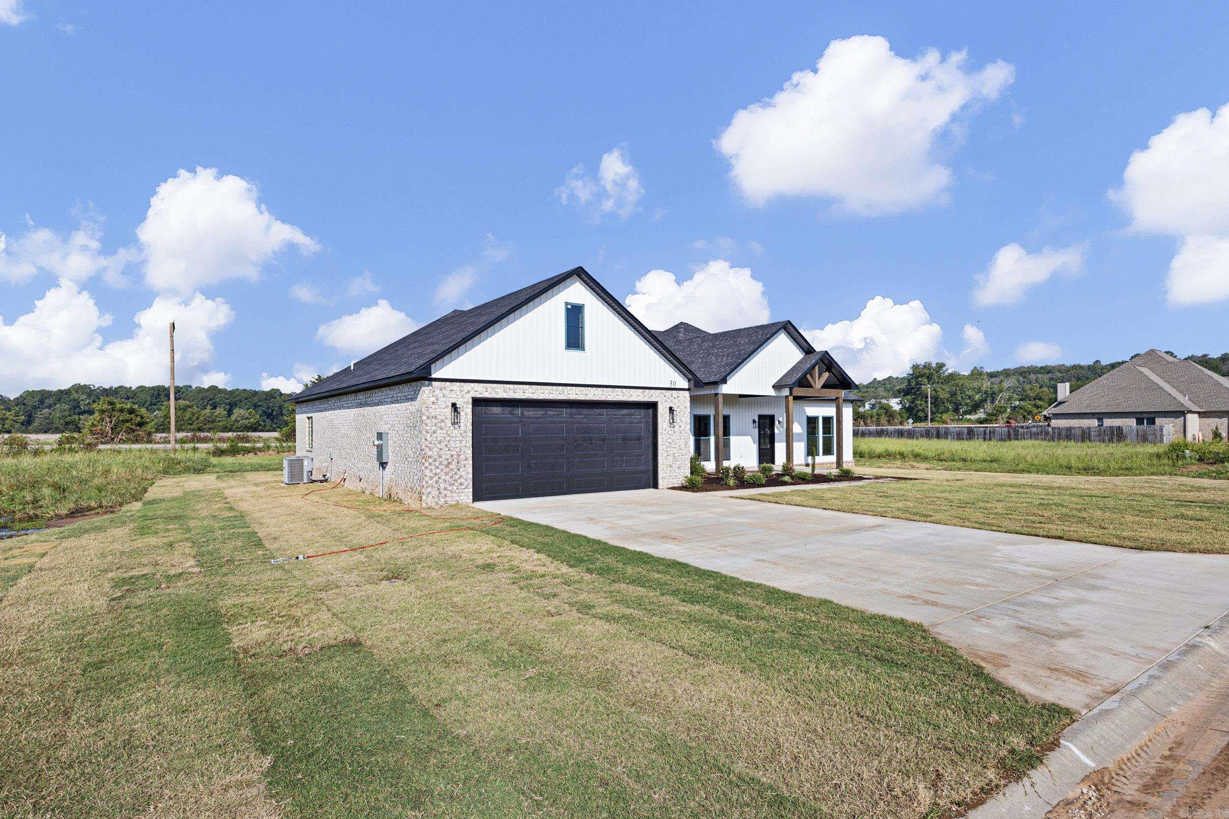 SUNSET LANDING - Residential