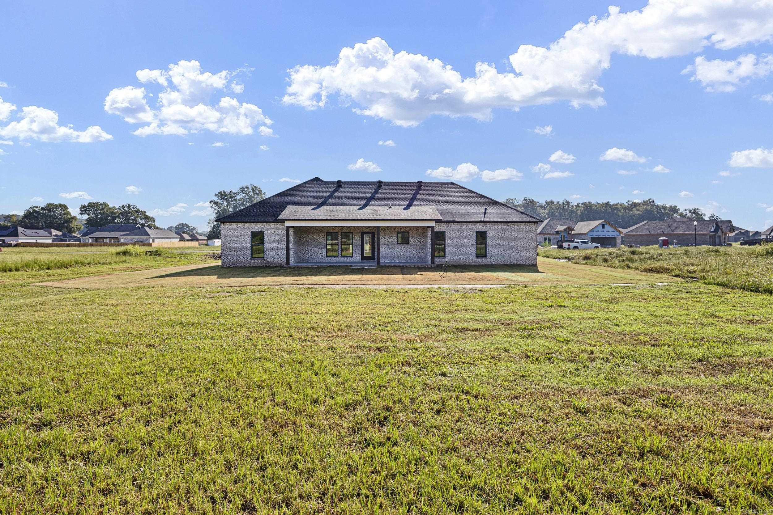SUNSET LANDING - Residential