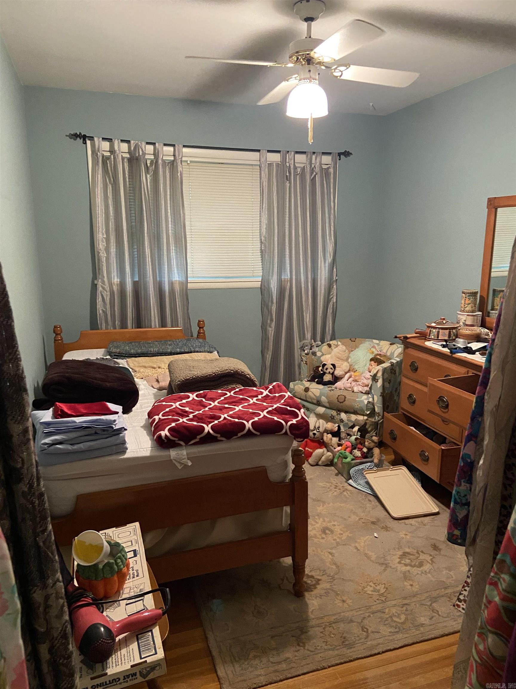 LEAWOOD - Residential