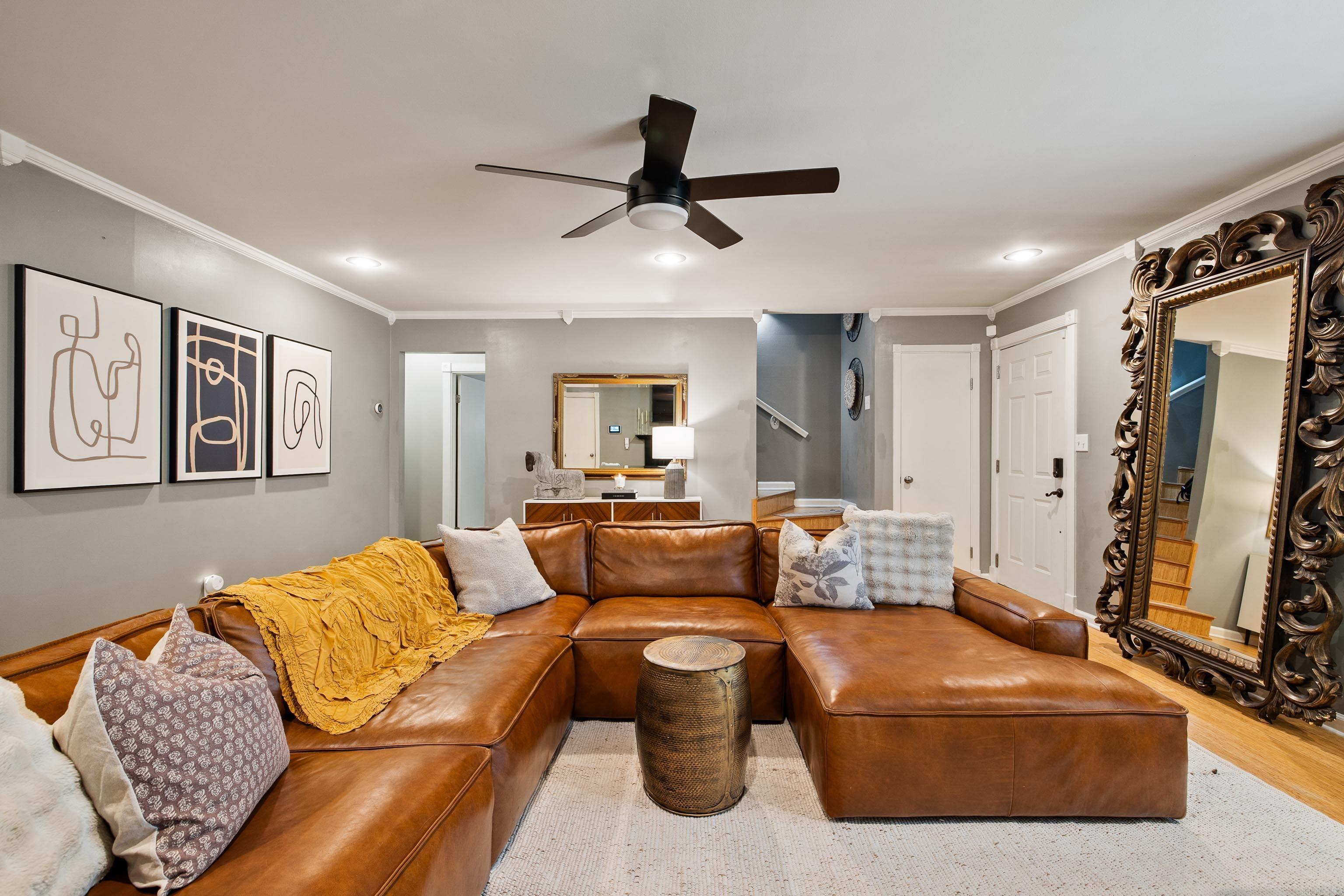 TWIN OAKS - Residential