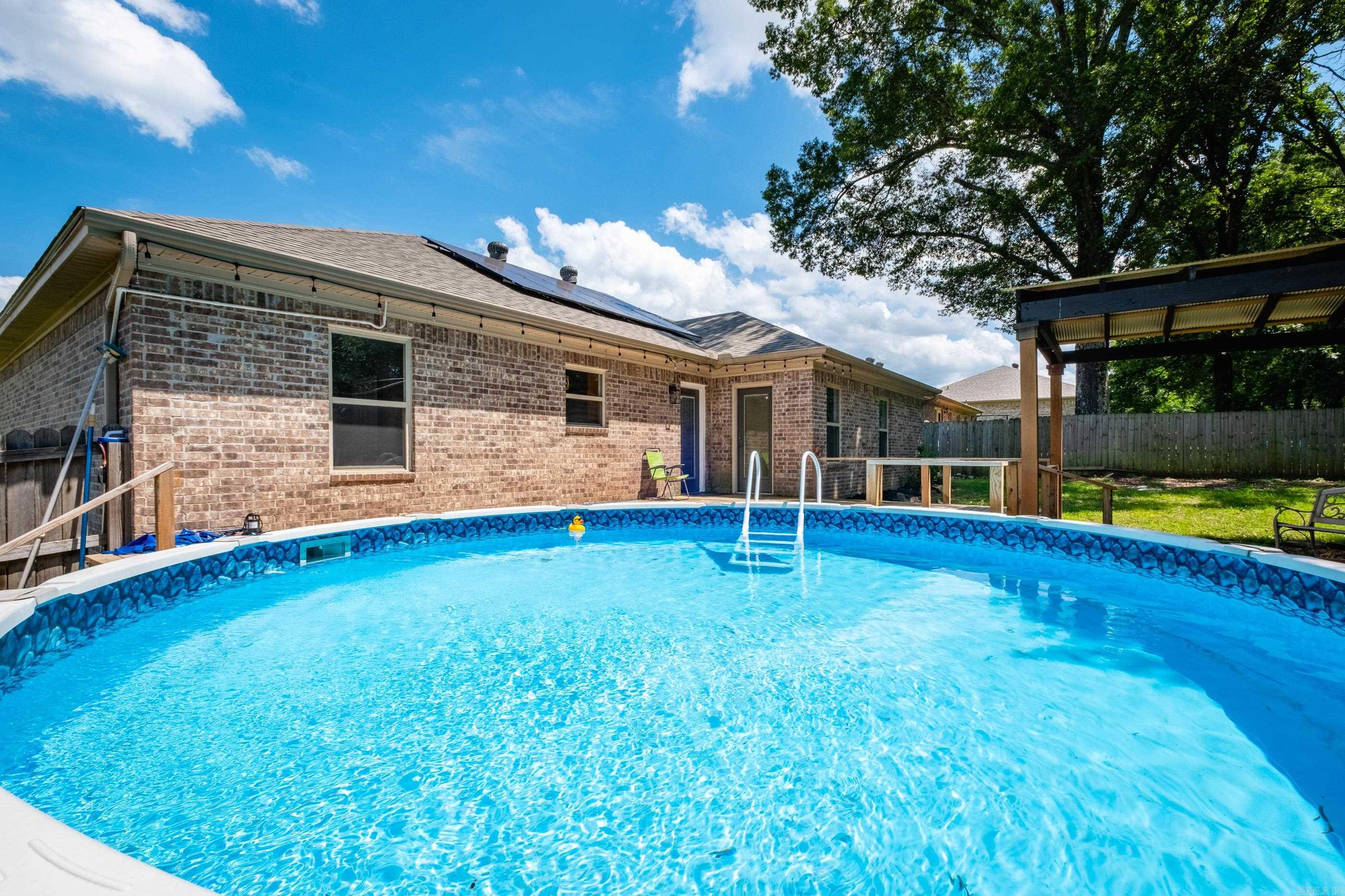 Cross Creek - Residential