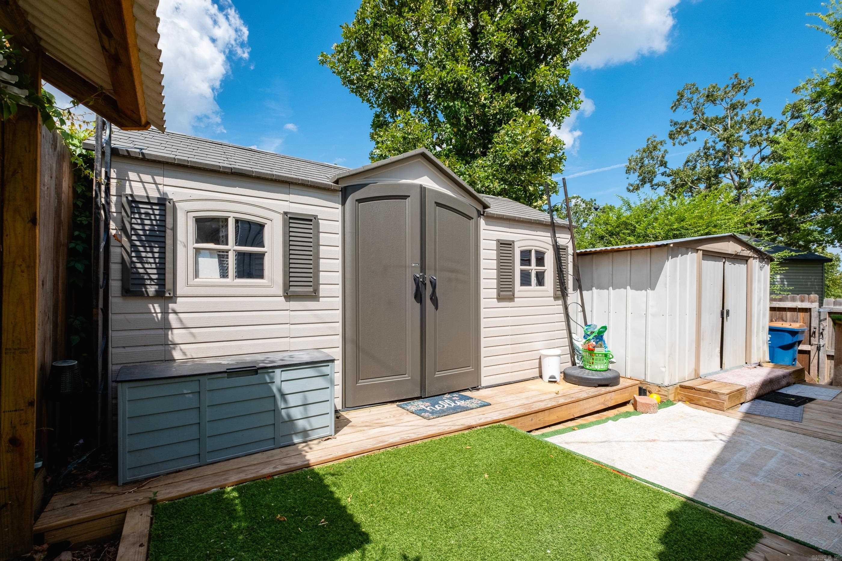 CAMMACK WOODS - Residential