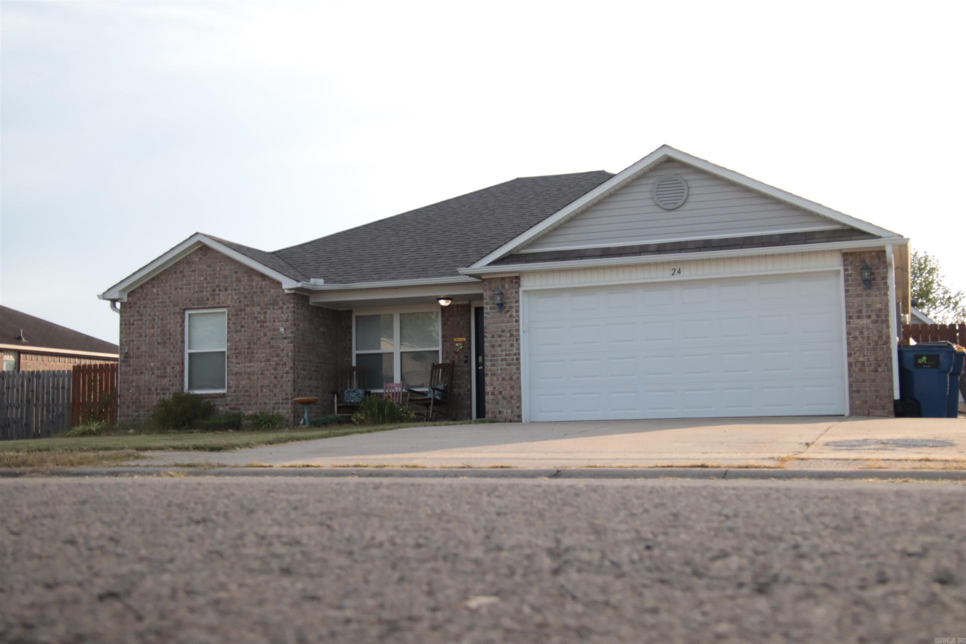 STONEHENGE PLACE - Residential