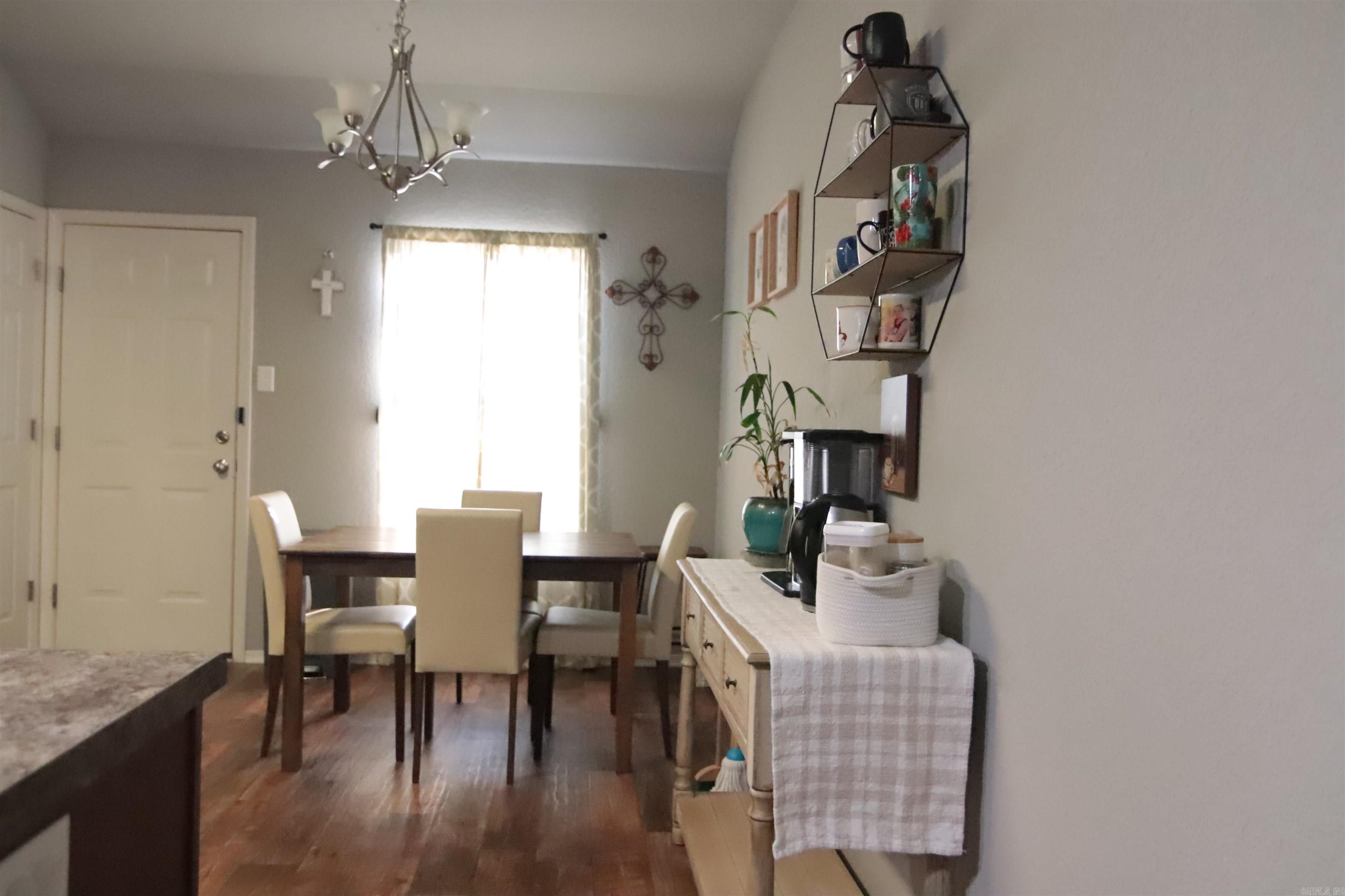 STONEHENGE PLACE - Residential