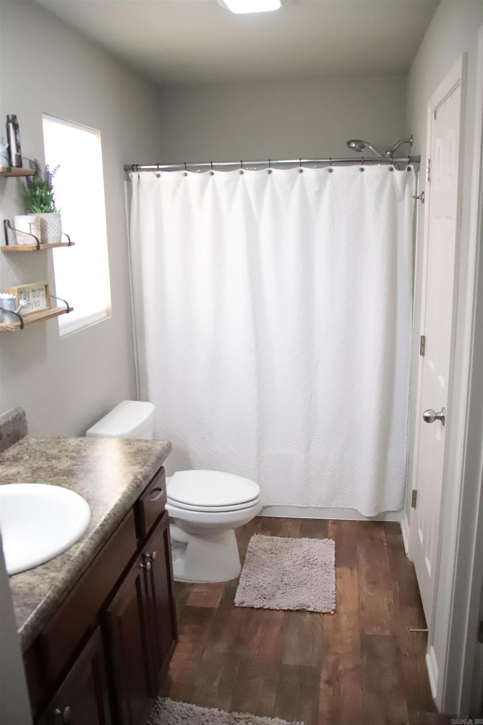 STONEHENGE PLACE - Residential