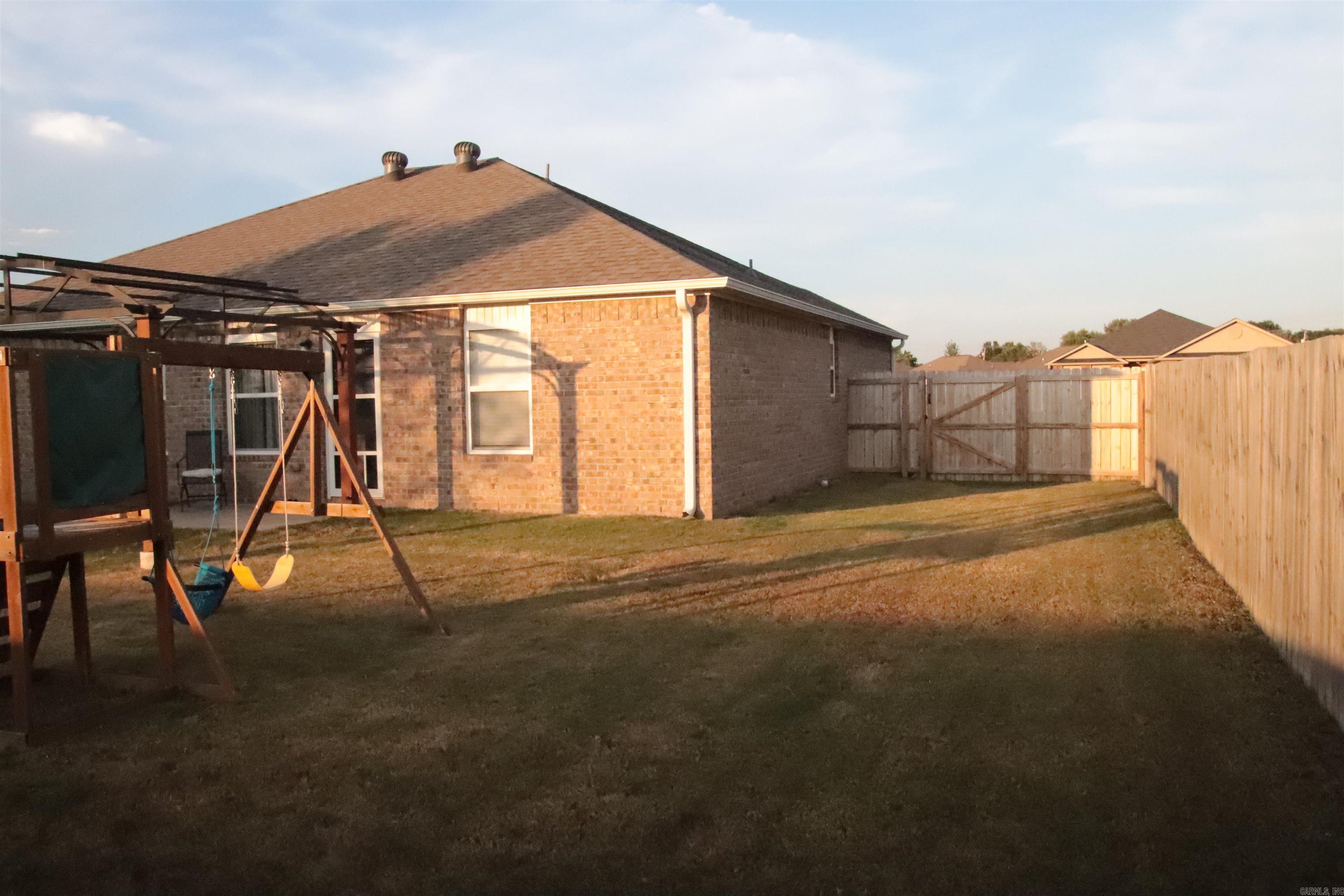 STONEHENGE PLACE - Residential