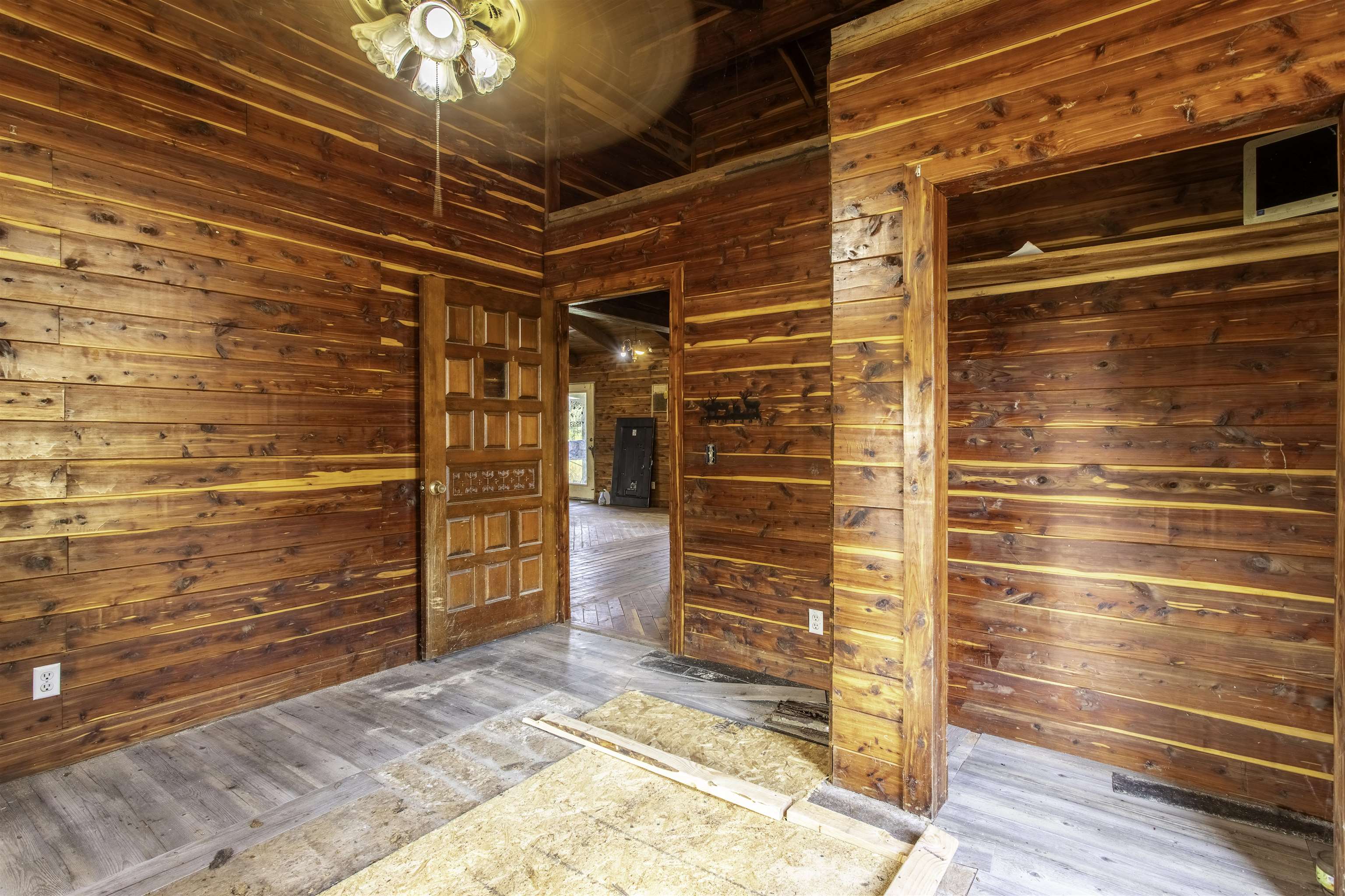 Metes & Bounds - Residential