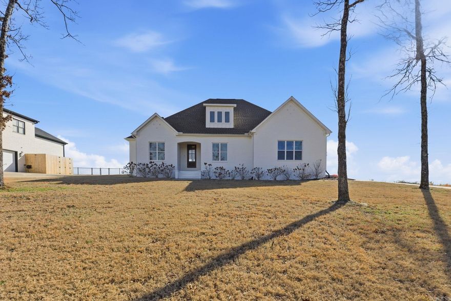 Open Concept floor plan with incredible views of Lake Maumelle, Pinnacle Mountain and the foothills of the Ouachita National Forest on 1.2 acre lot in gated subdivision. 4 bed 3 bath with room to add an ensuite bathroom and expand the upstairs significantly if desired. Ample storage space - custom finishes on the interior.