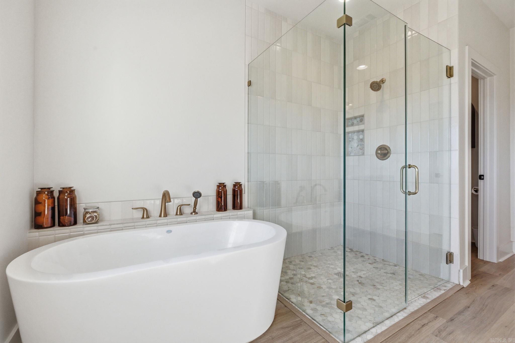 LAKEVIEW WEST - Residential